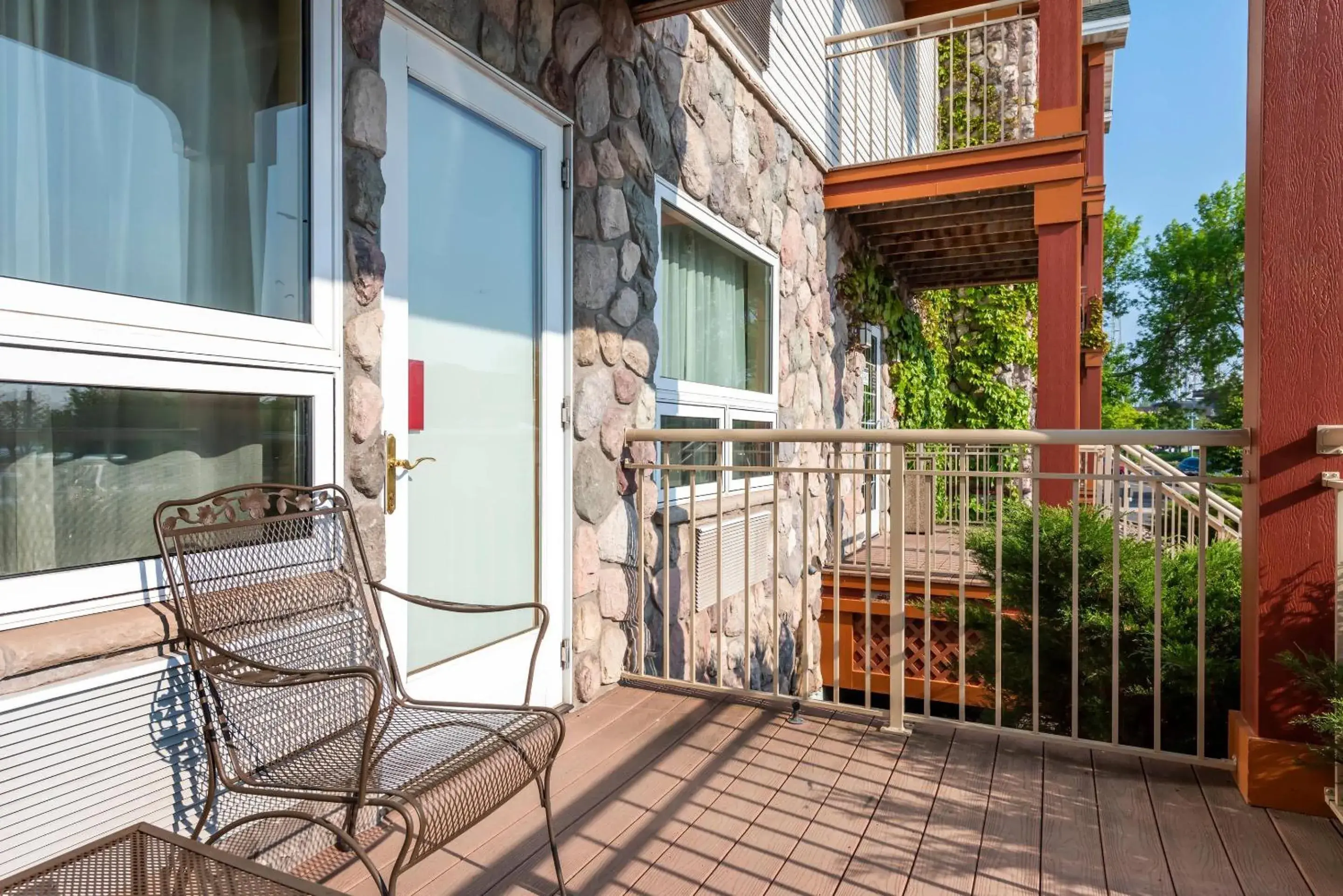Bedroom in Lift Bridge Lodge, an Ascend Collection Hotel Bedroom in Lift Bridge Lodge, an Ascend Collection Hotel