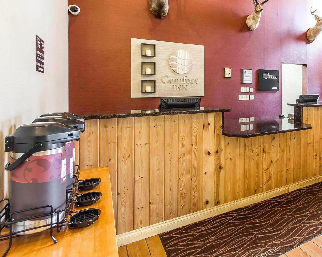 Lobby or reception in Comfort Inn Owatonna near Medical Center