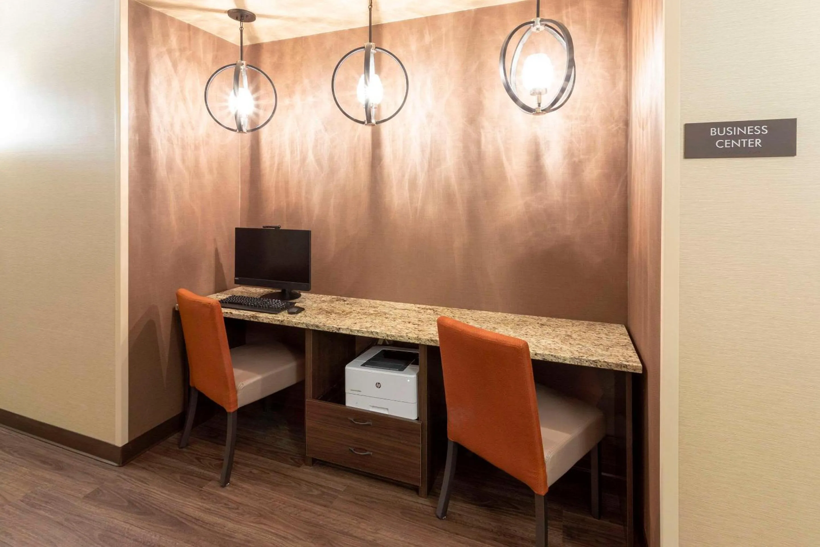 Business facilities in Comfort Suites Ramsey