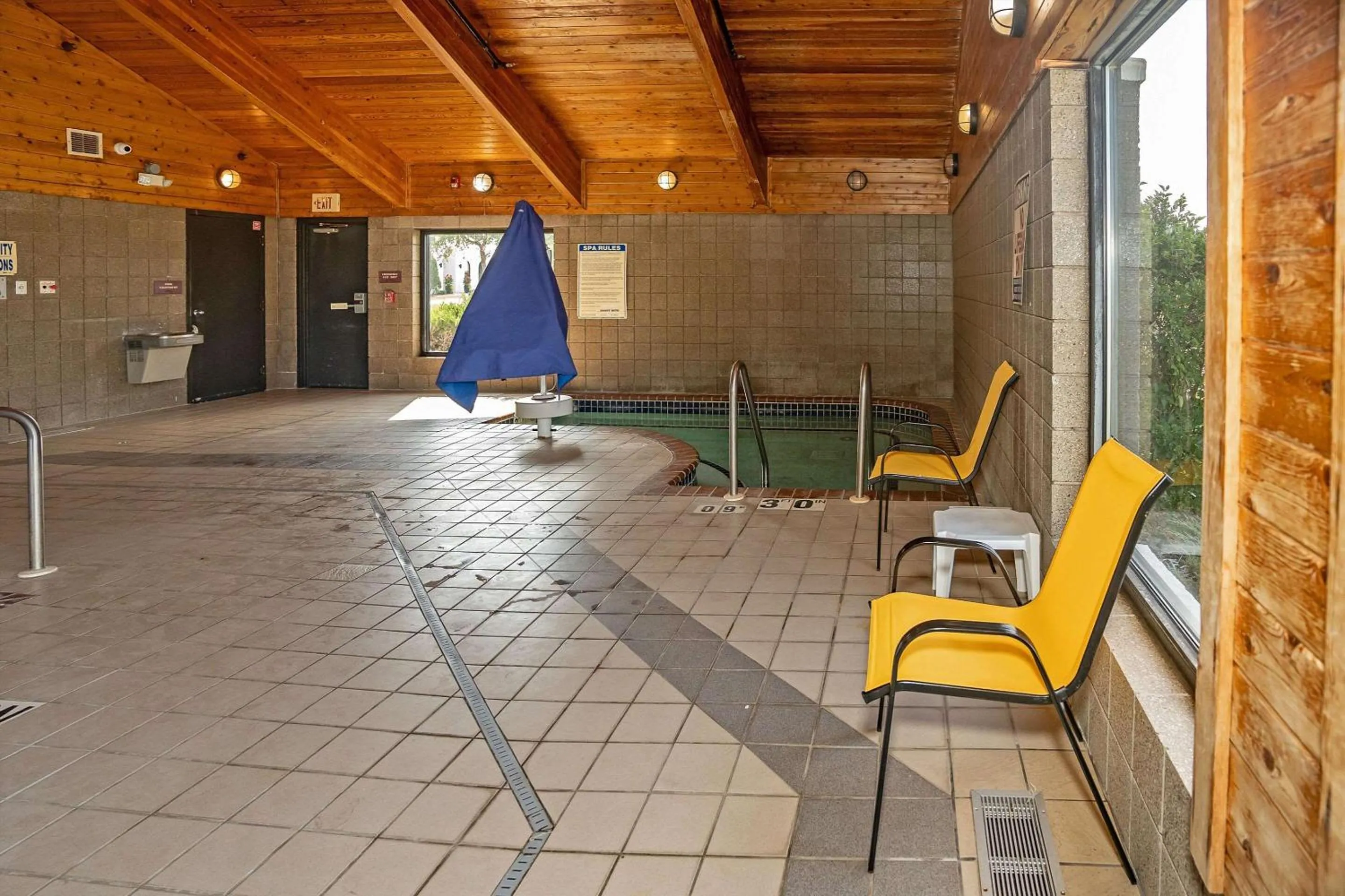 Bedroom in Quality Inn near Medical Center