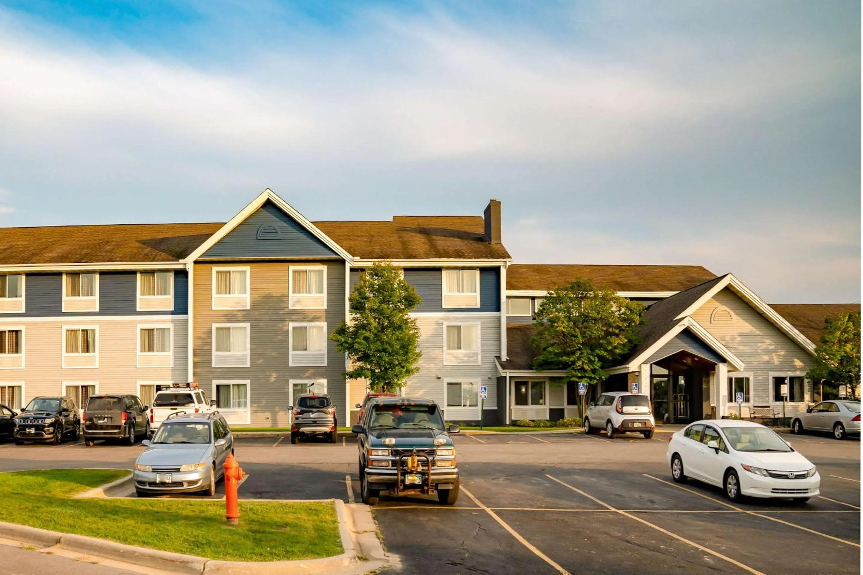 Property building in Quality Inn near Medical Center