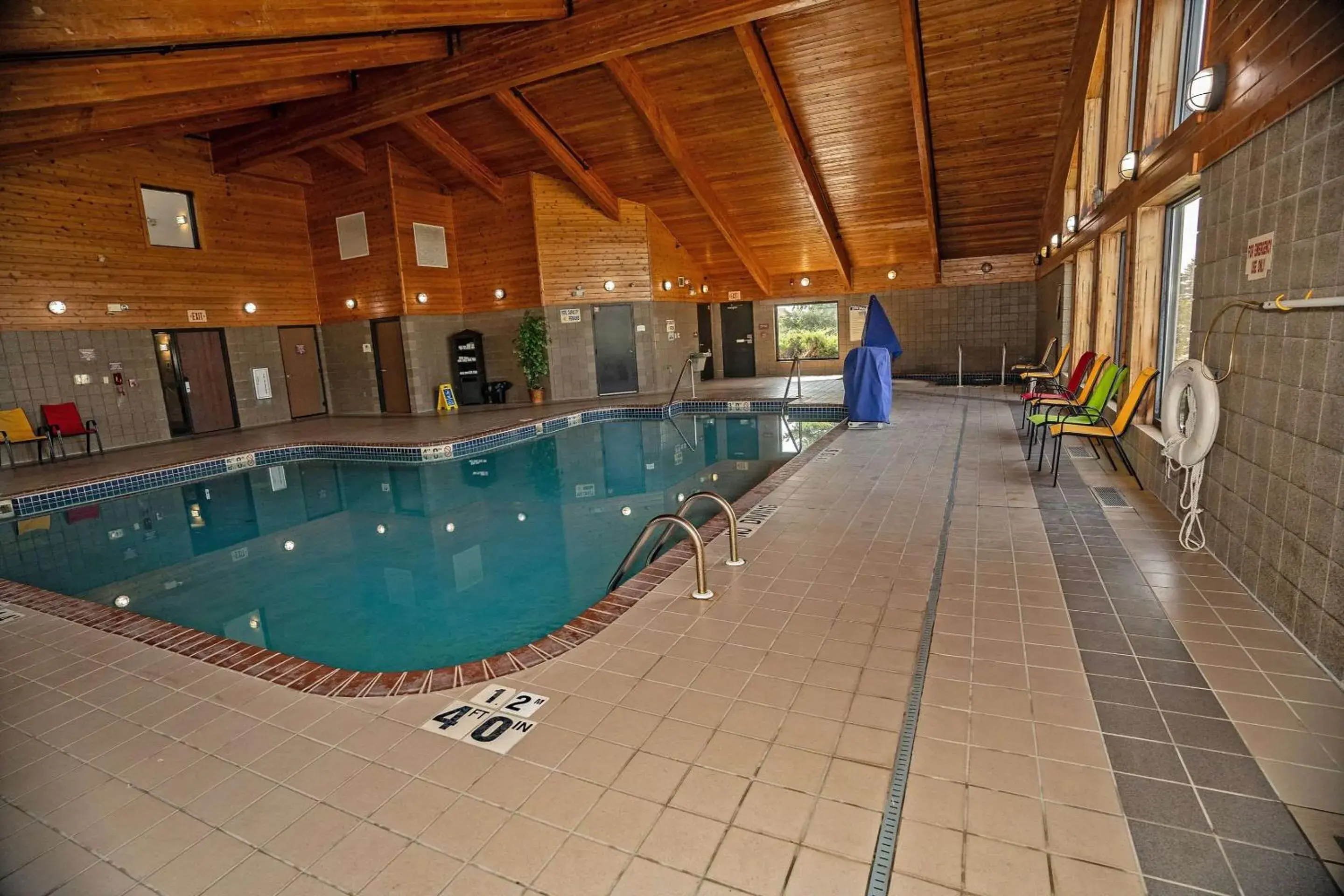 Swimming pool in Quality Inn near Medical Center Swimming pool in Quality Inn near Medical Center