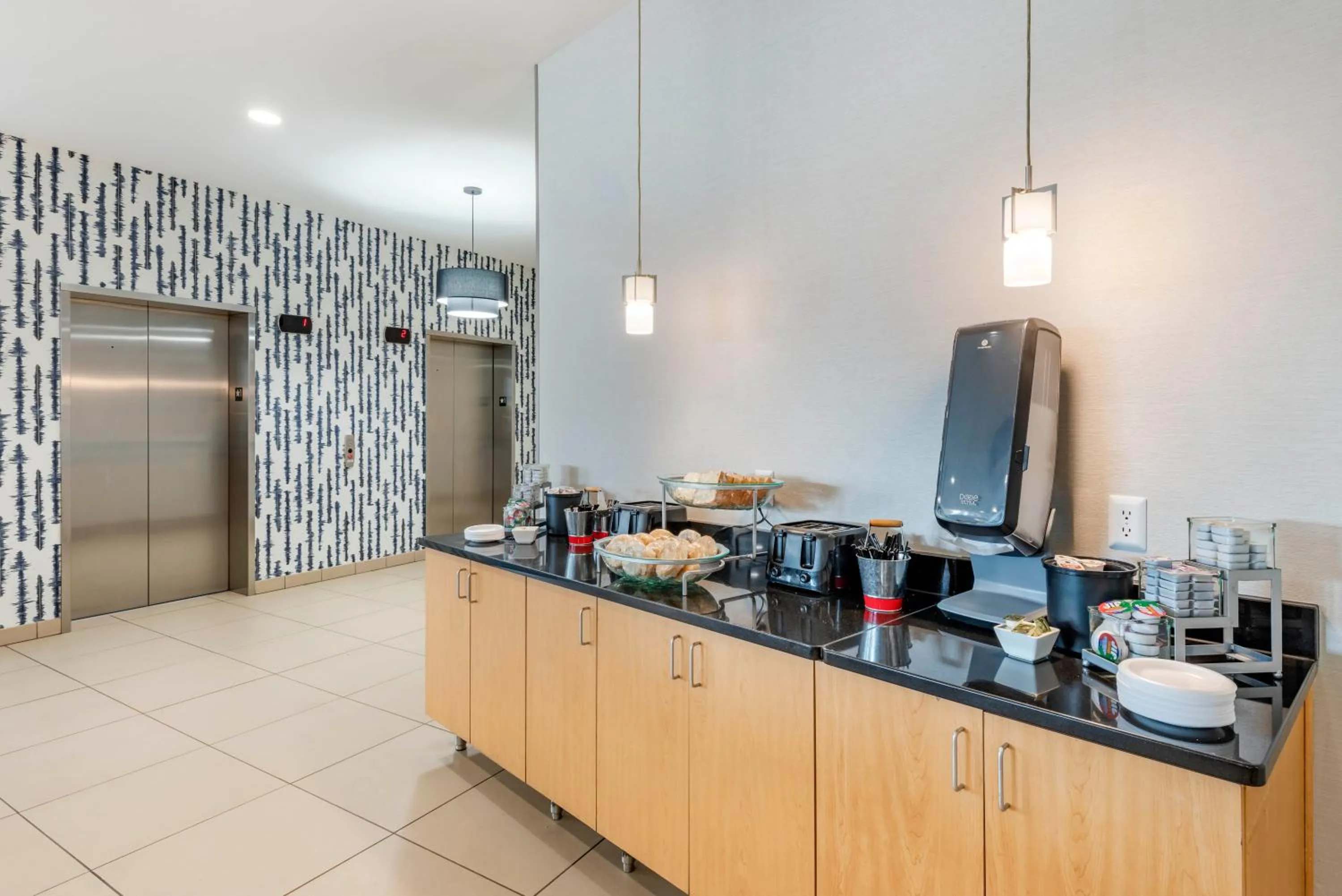 Buffet breakfast in Cambria Hotel Minneapolis Maple Grove