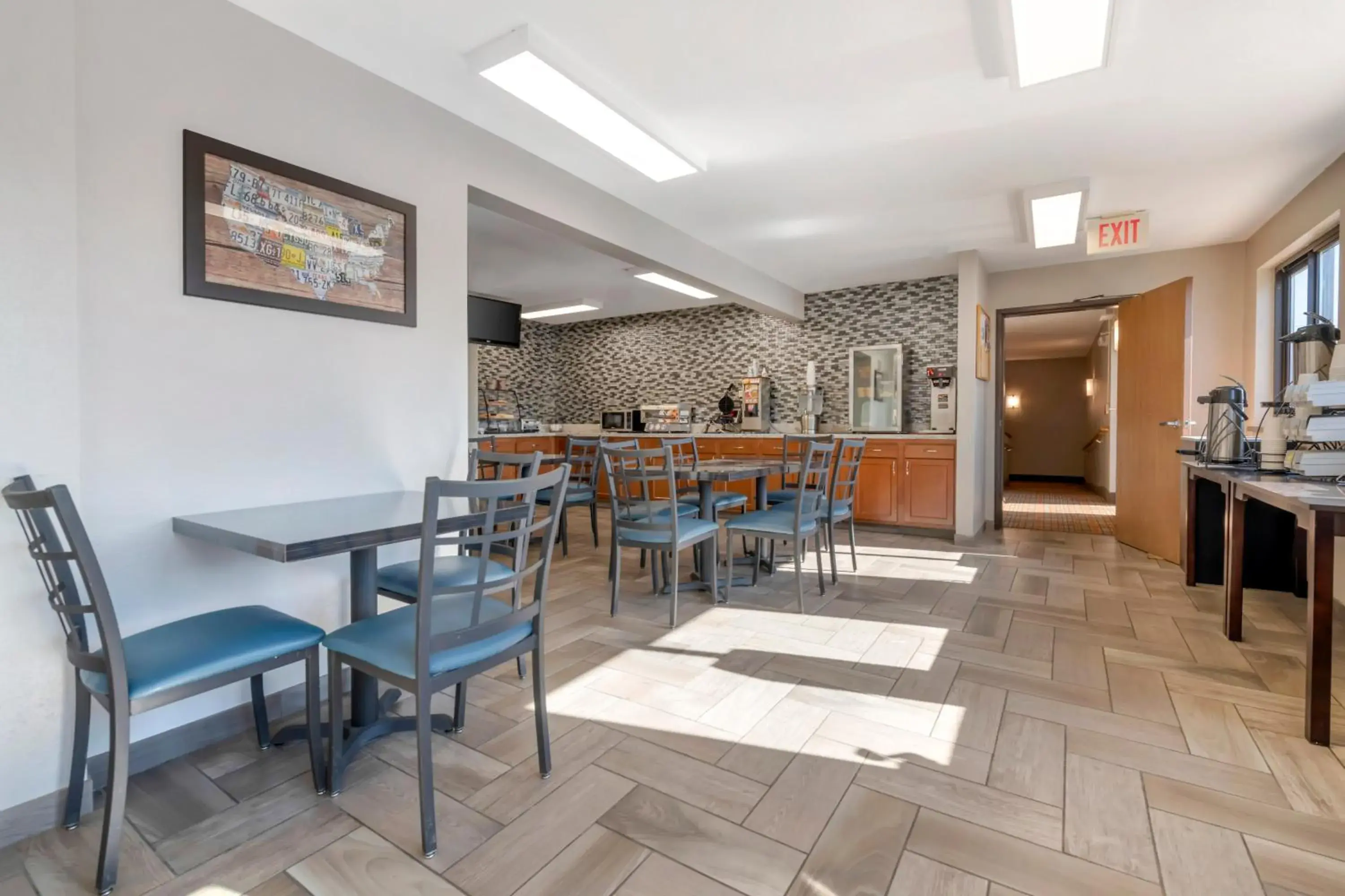 Breakfast in Harmony Inn Breakfast in Harmony Inn