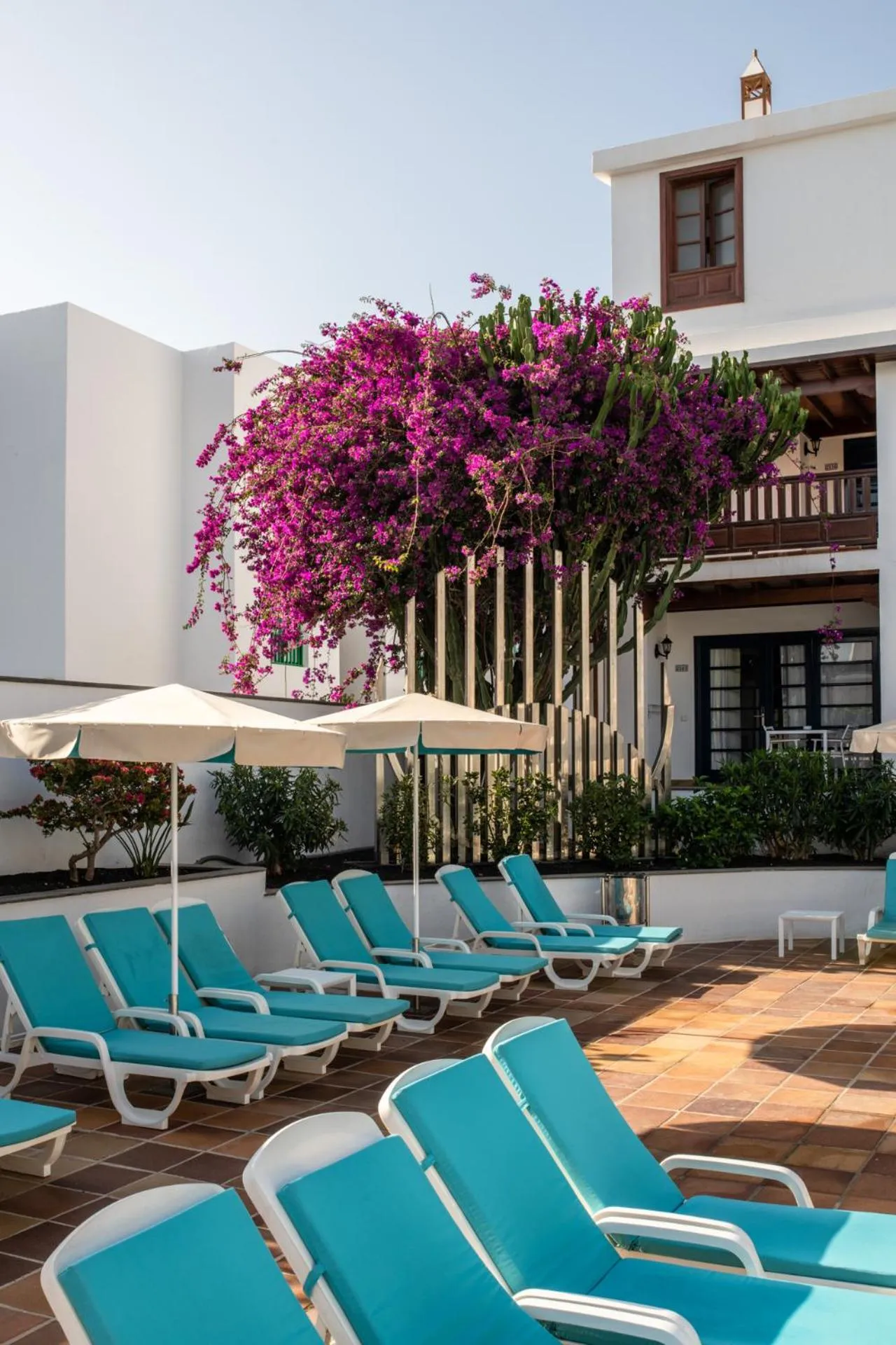 Property building in Nazaret Mansion