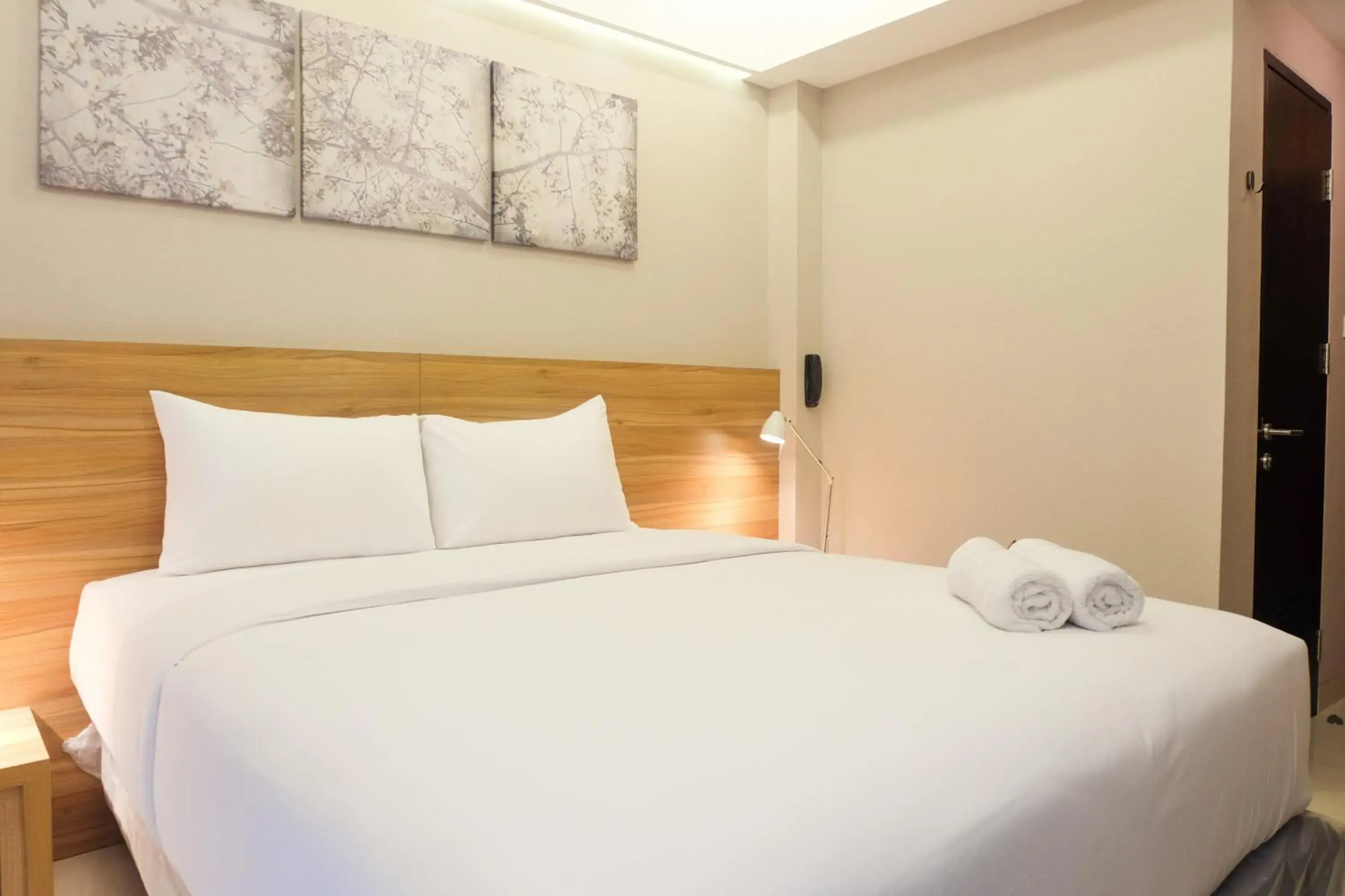 Modern Apartment Studio No Kitchen Mustika Golf Residence By Travelio Modern Apartment Studio No Kitchen Mustika Golf Residence By Travelio