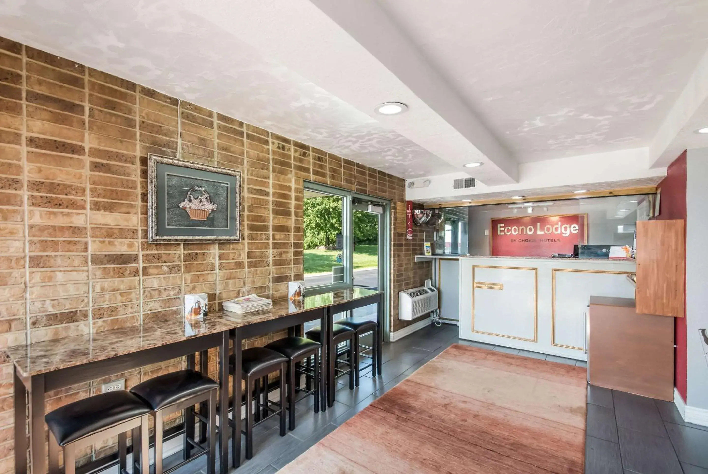 Lobby or reception in Econo Lodge Kearney - Liberty Lobby or reception in Econo Lodge Kearney - Liberty