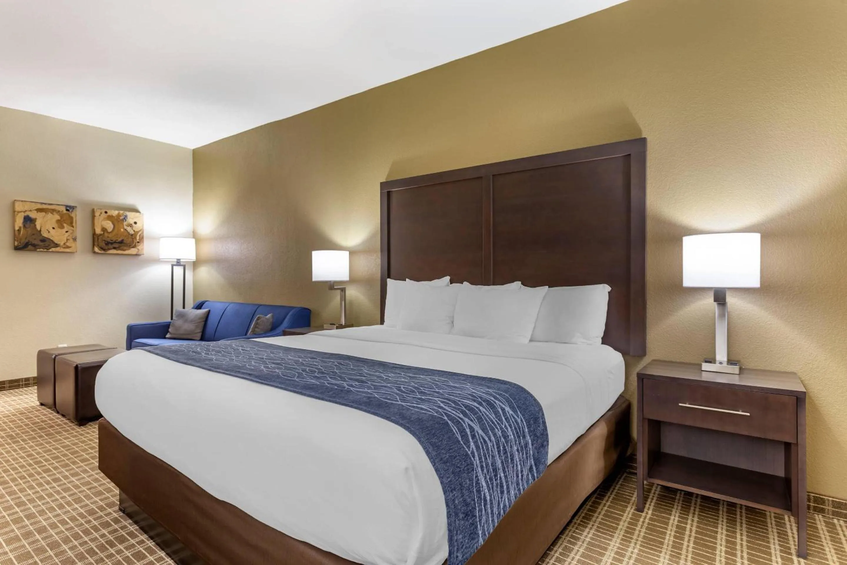 Bedroom, Bed in Comfort Inn St Robert-Fort Leonard Wood