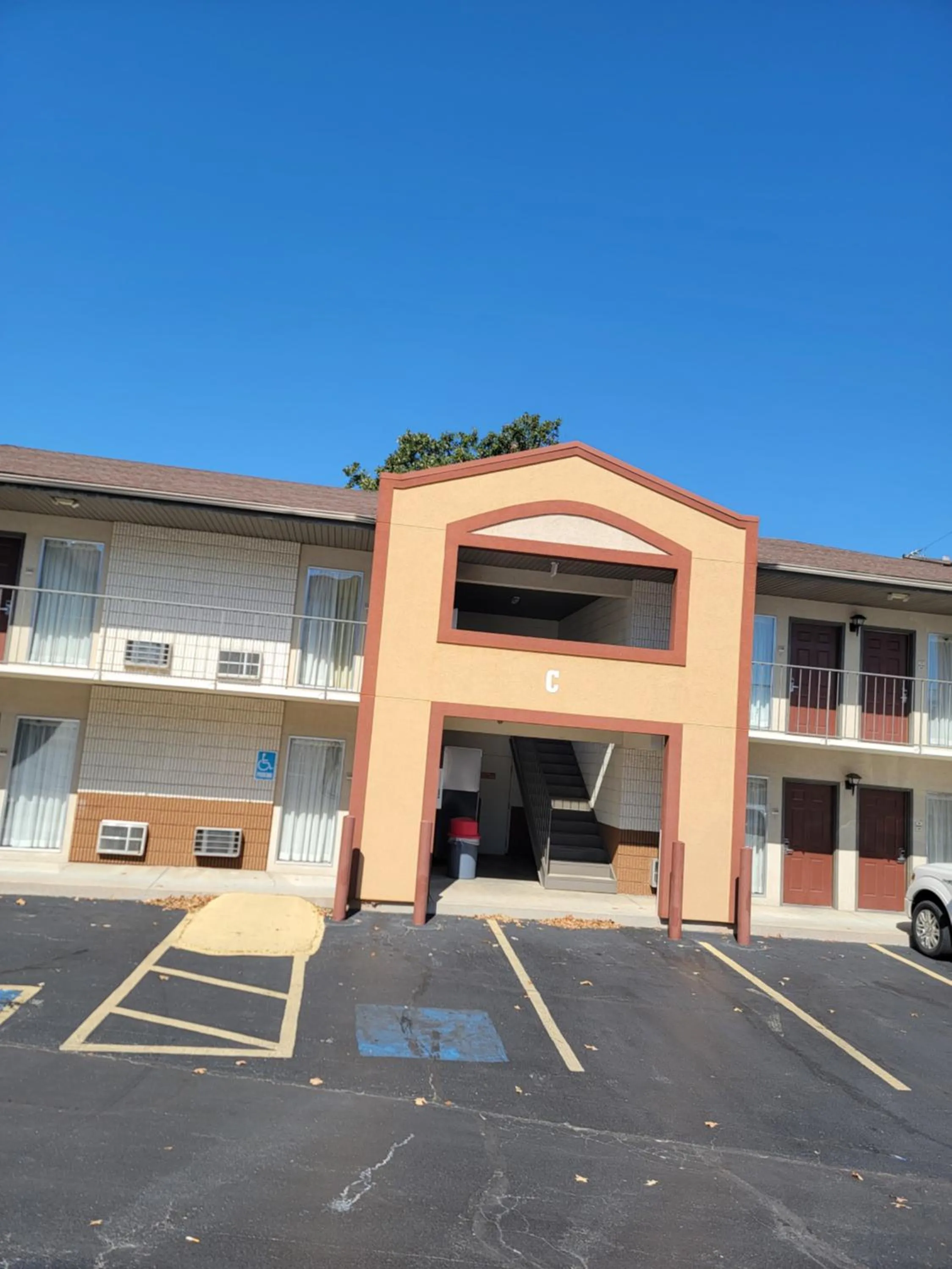 Property building in Quality Inn West