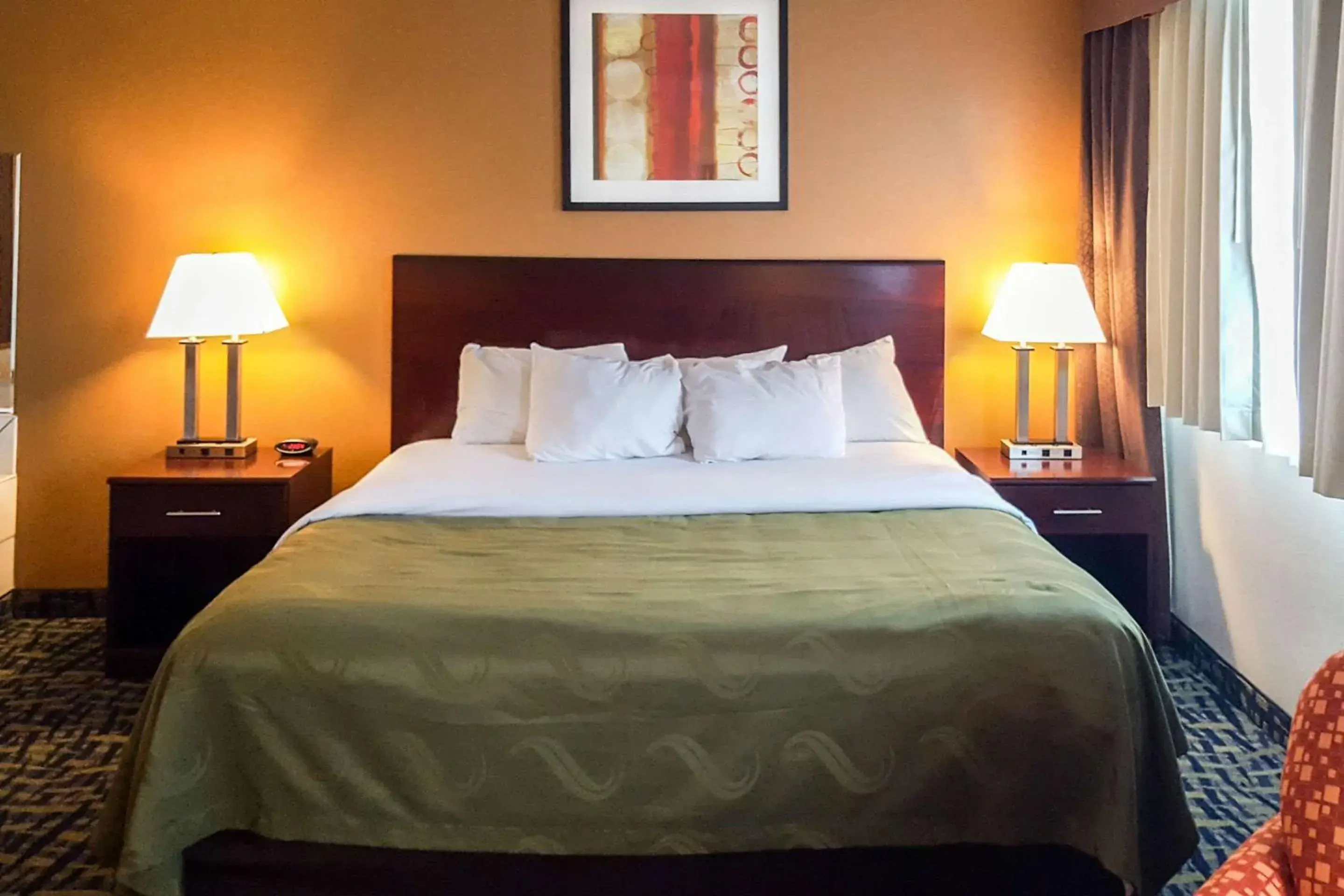 Photo of the whole room, Bed in Quality Inn Ozark-Springfield South Photo of the whole room, Bed in Quality Inn Ozark-Springfield South