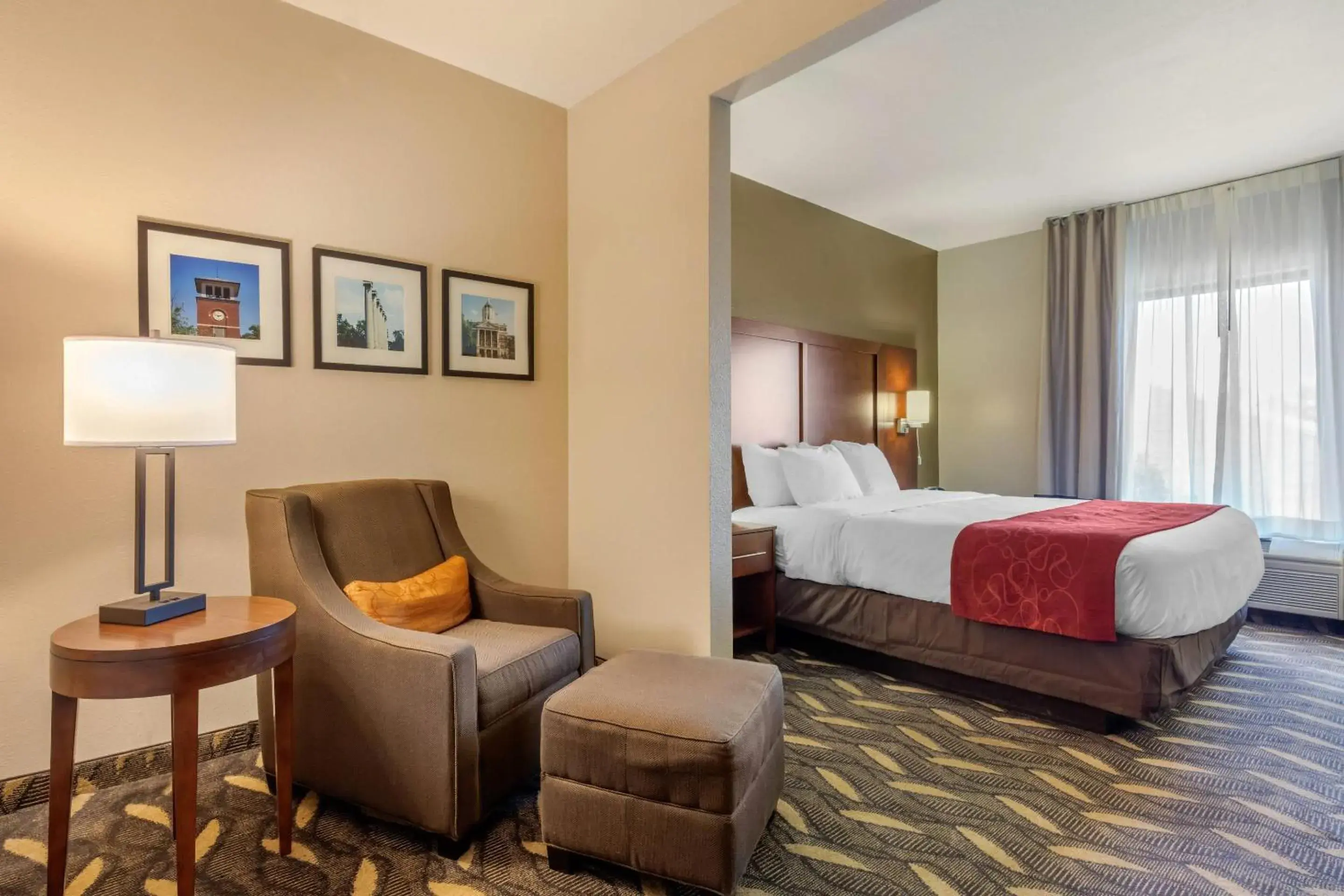 Bedroom, Bed in Comfort Suites Bedroom, Bed in Comfort Suites