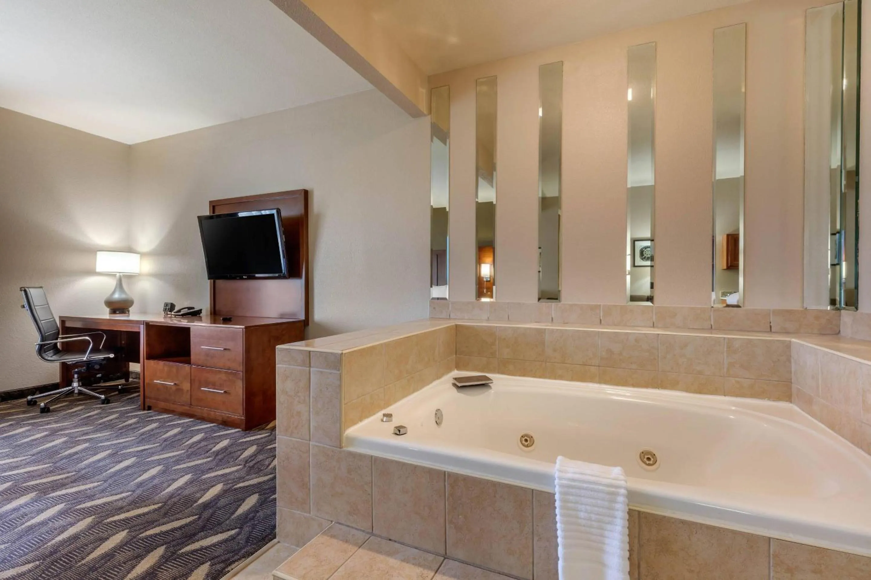 Bedroom in Comfort Suites