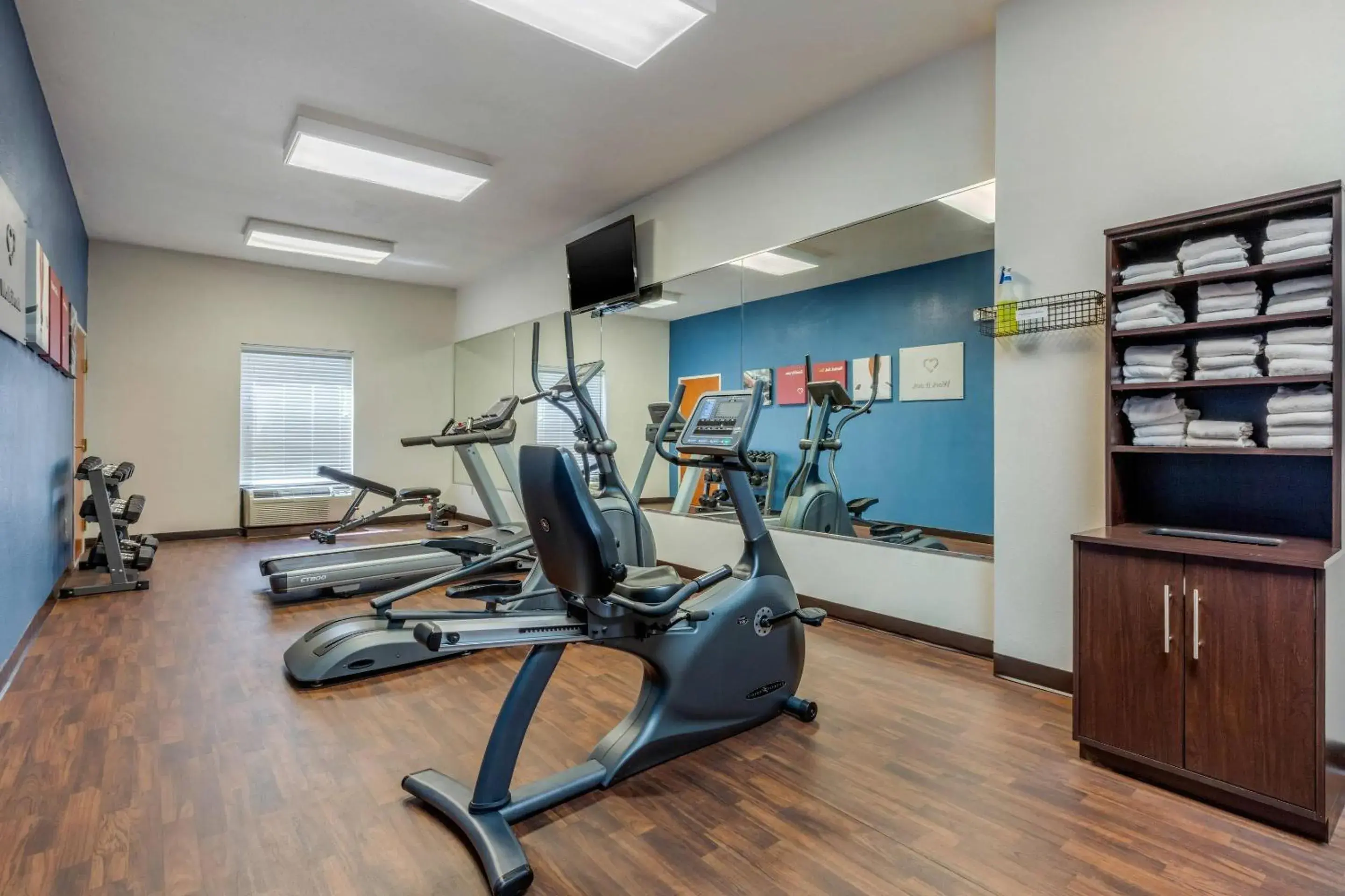 Fitness centre/facilities in Comfort Suites Fitness centre/facilities in Comfort Suites
