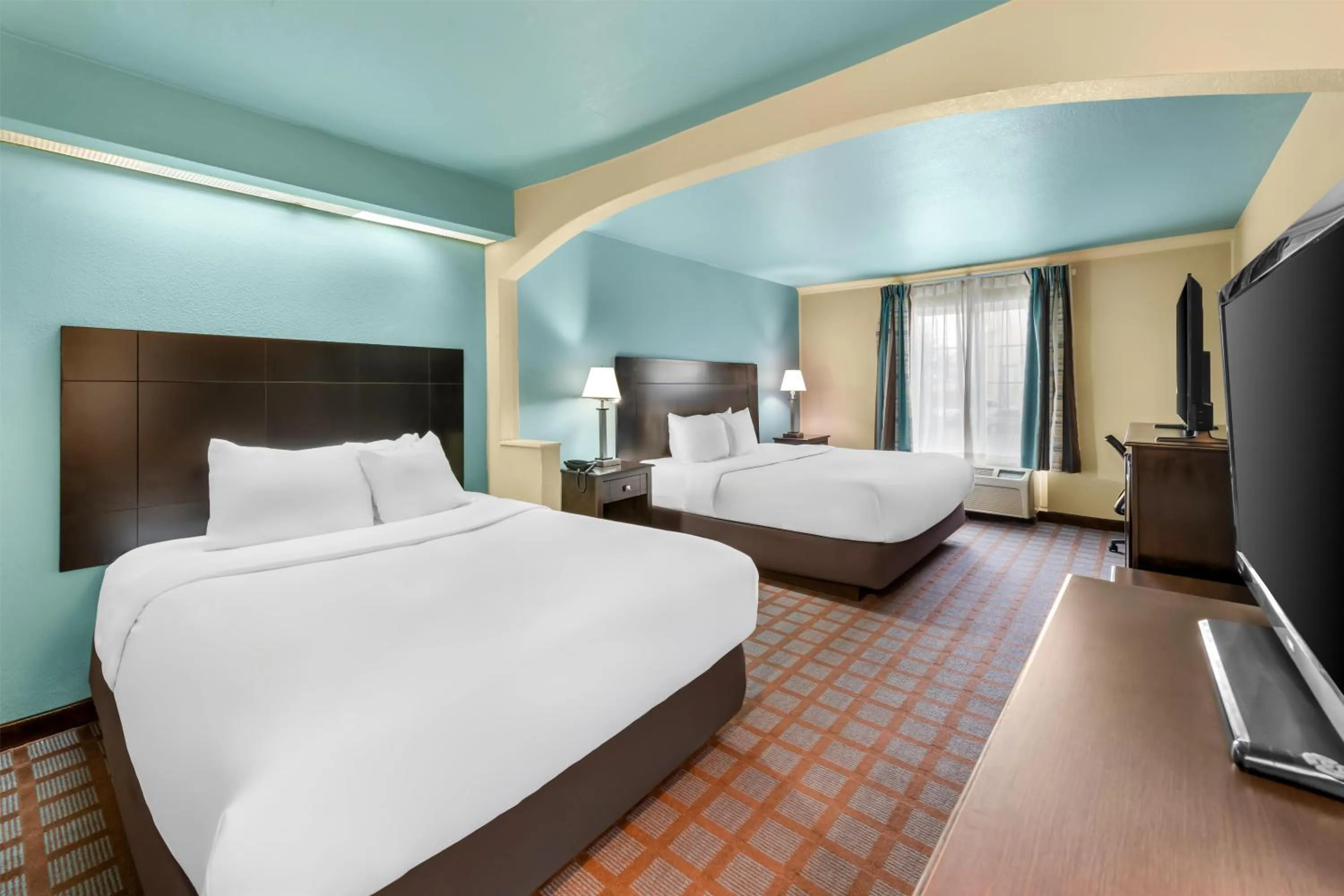 Bedroom, Bed in Red Lion Inn & Suites Blue Springs