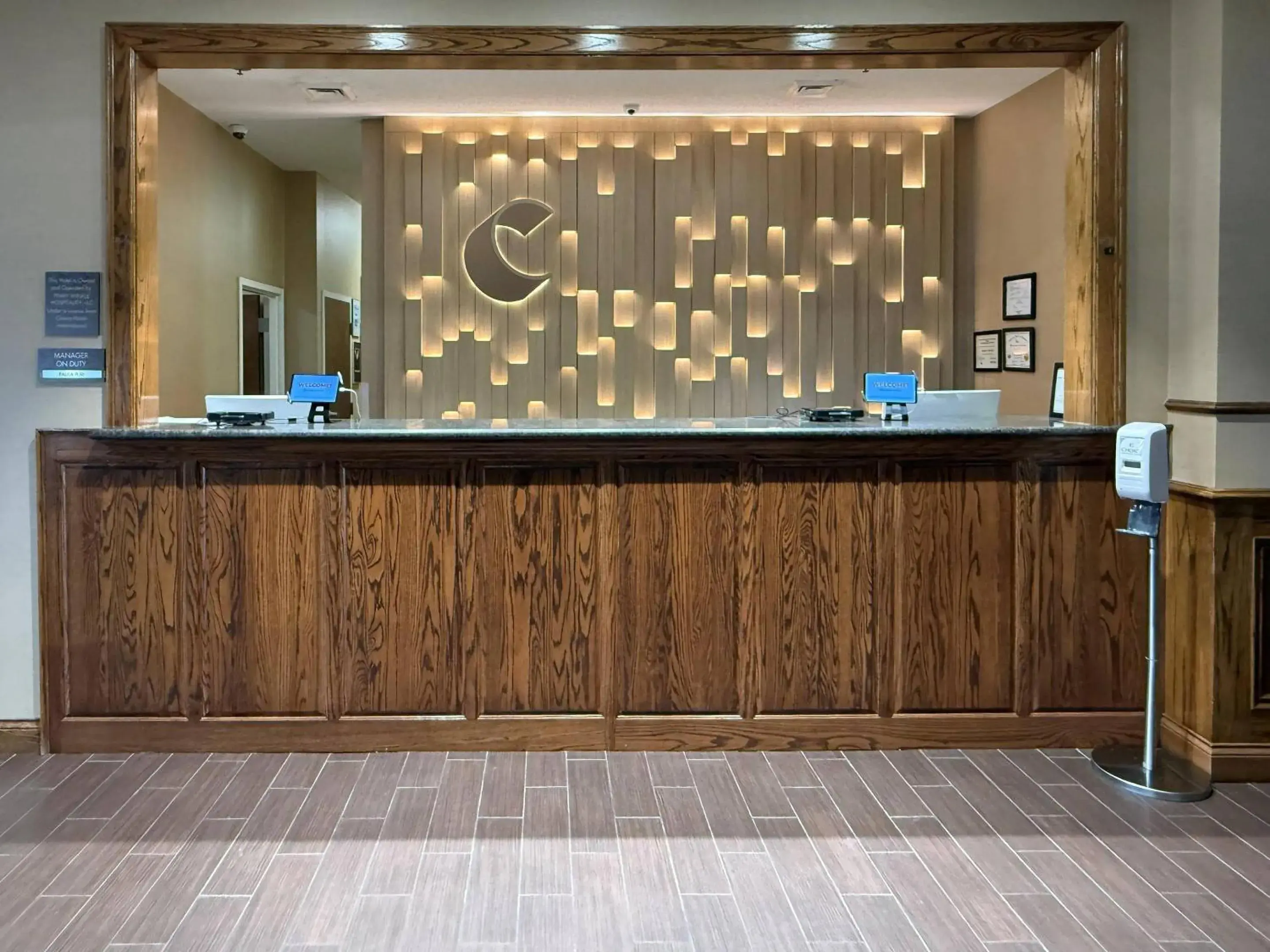 Lobby or reception in Comfort Suites - Jefferson City Lobby or reception in Comfort Suites - Jefferson City