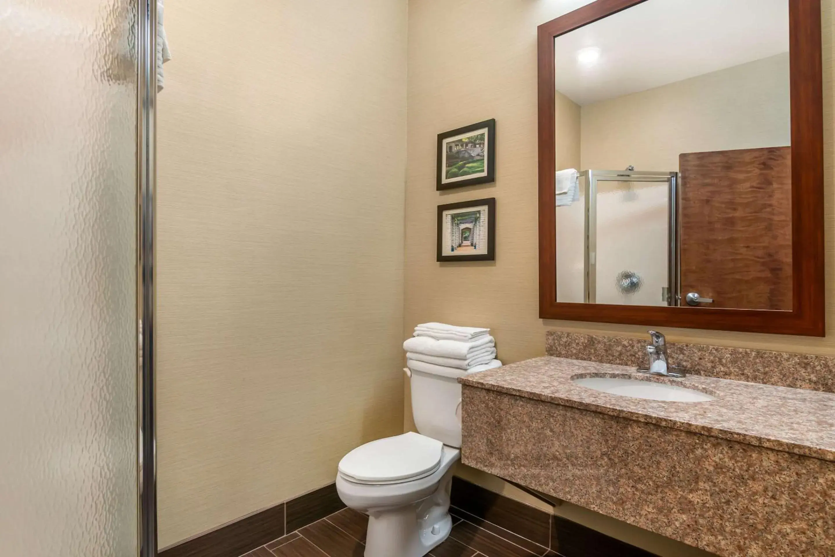 Bedroom in Comfort Suites - Jefferson City Bedroom in Comfort Suites - Jefferson City