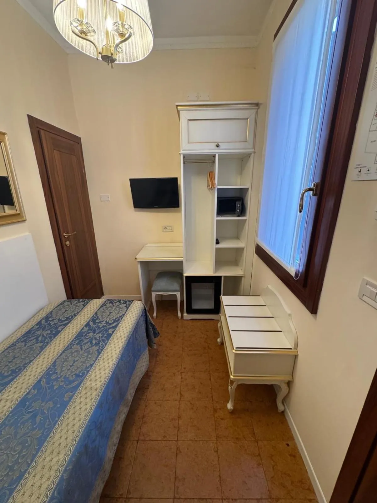 Bedroom, Bed in Hotel Tivoli