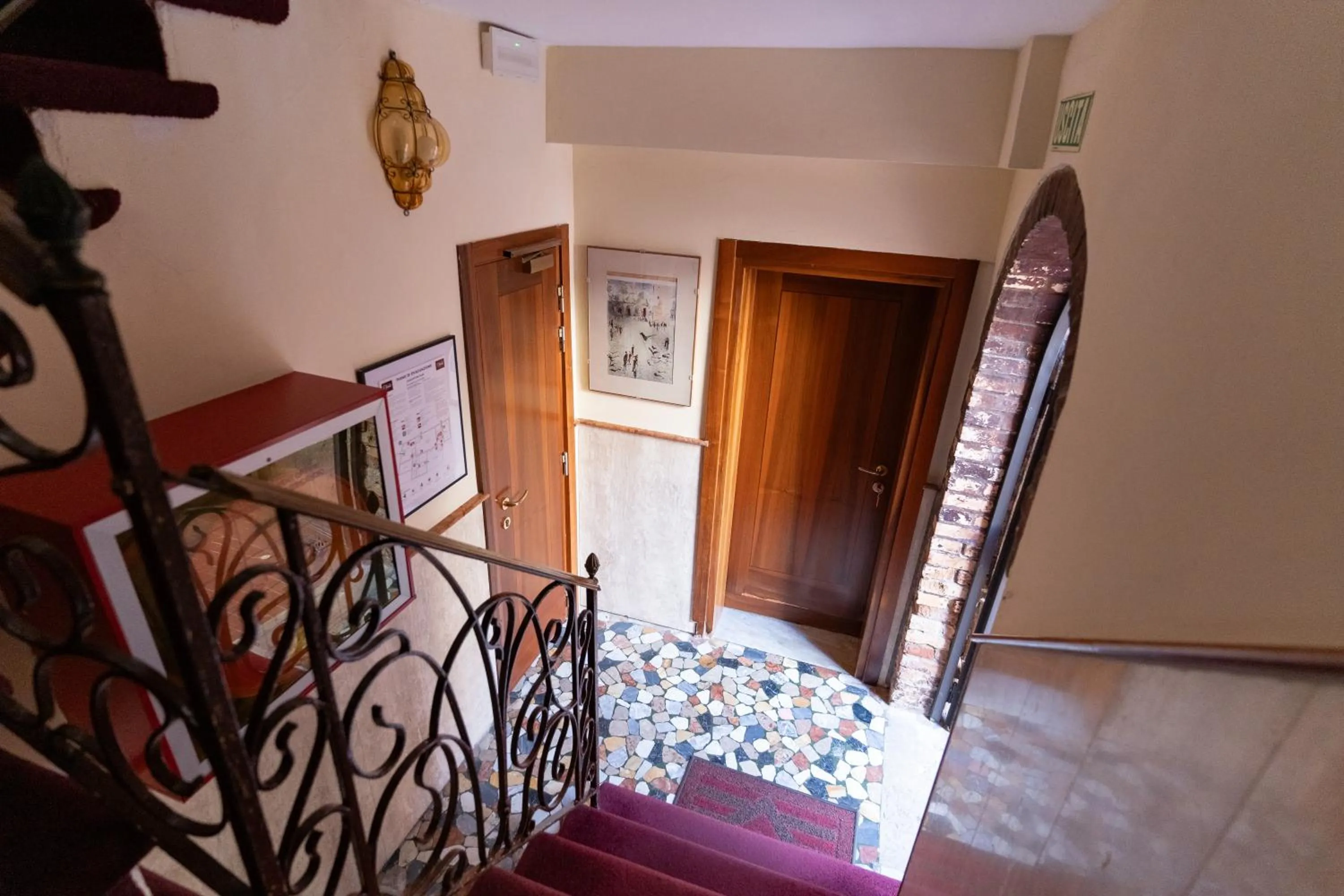 hair dresser in Hotel Tivoli