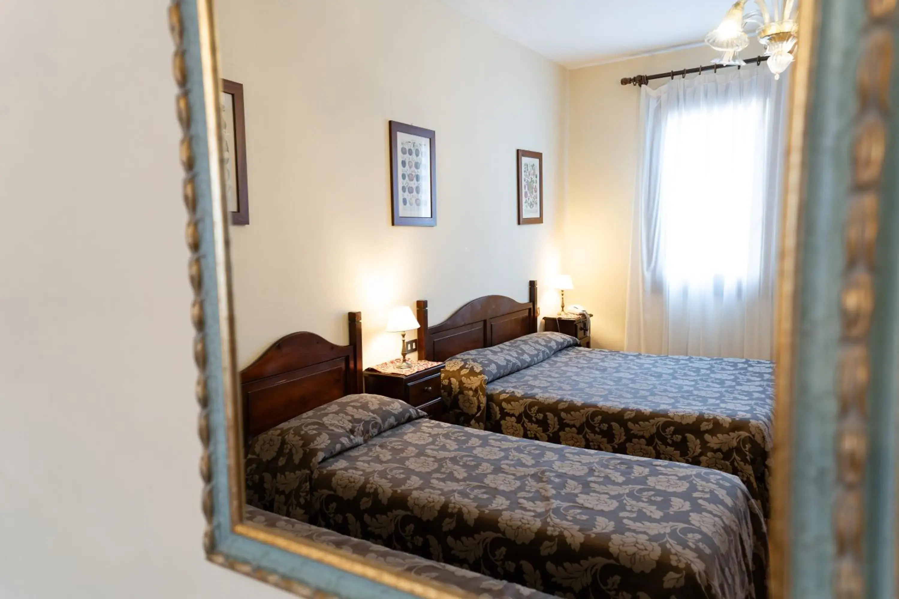 Photo of the whole room, Bed in Hotel Tivoli Photo of the whole room, Bed in Hotel Tivoli