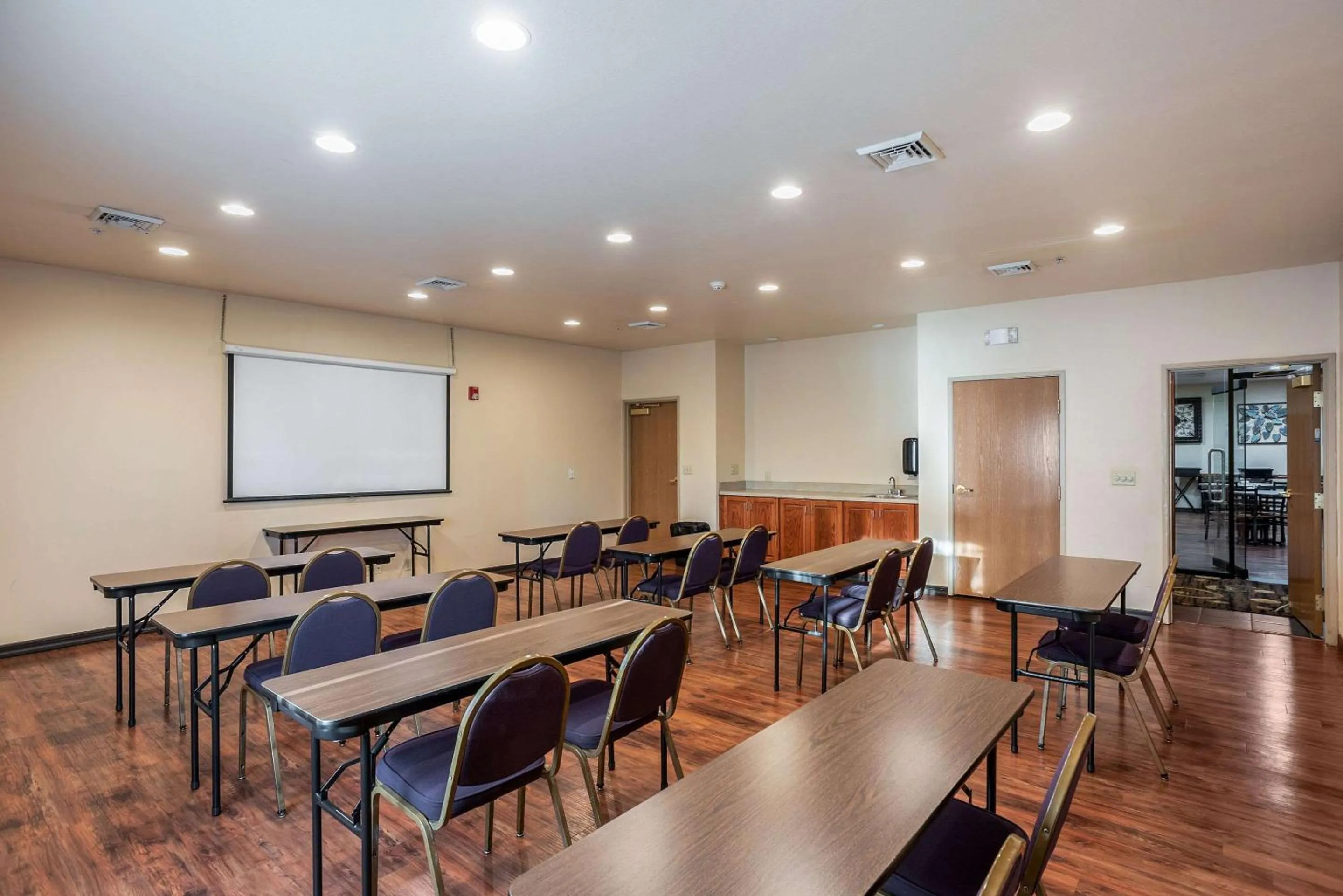 Meeting/conference room in Quality Inn & Suites Hannibal West