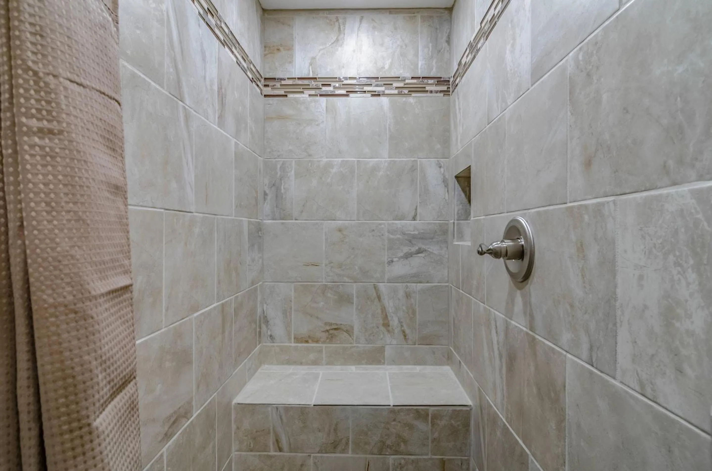 Bedroom in Hotel Bothwell Sedalia Central District, an Ascend Collection Hotel