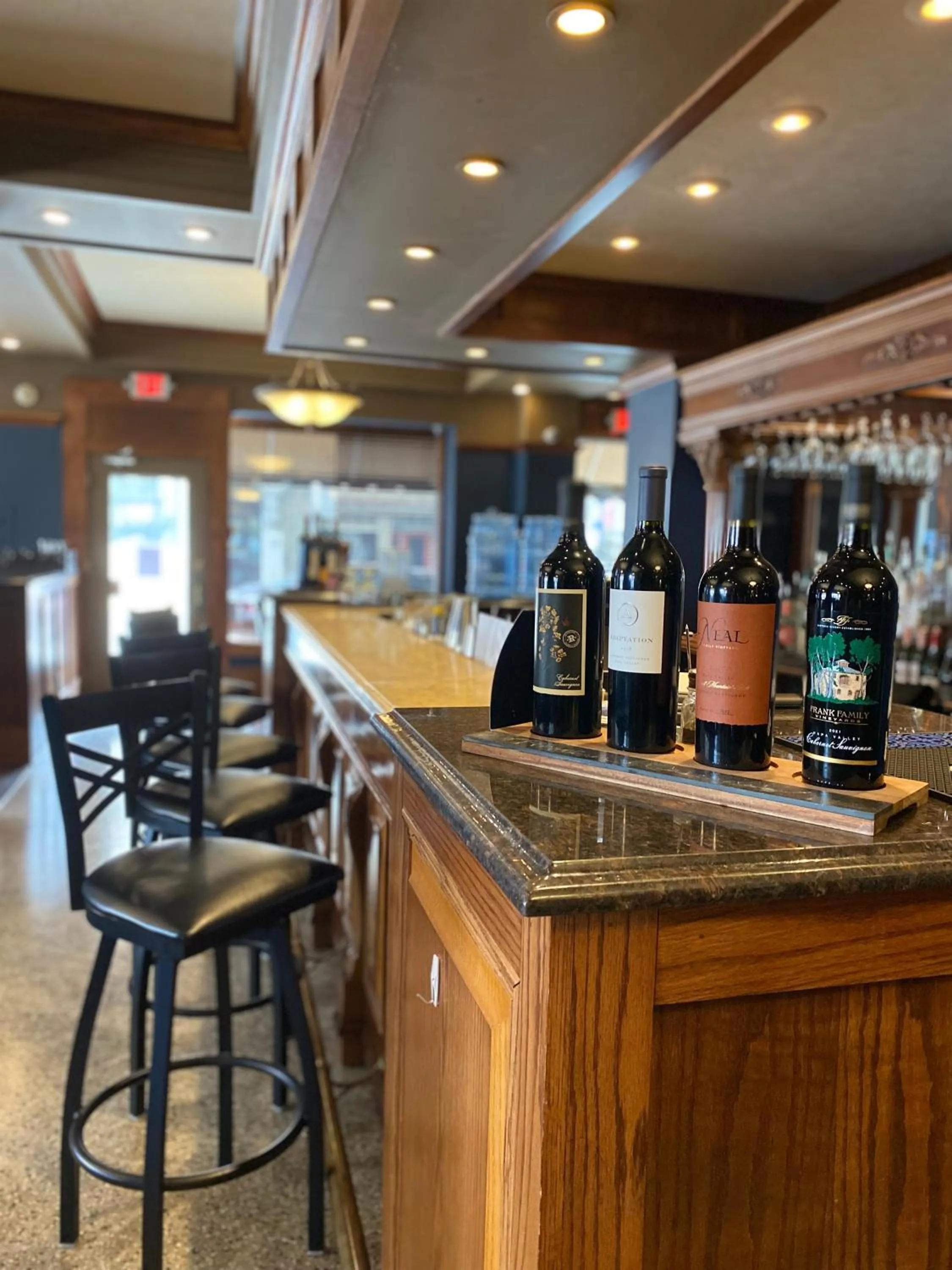 Lounge or bar in Hotel Bothwell Sedalia Central District, an Ascend Collection Hotel