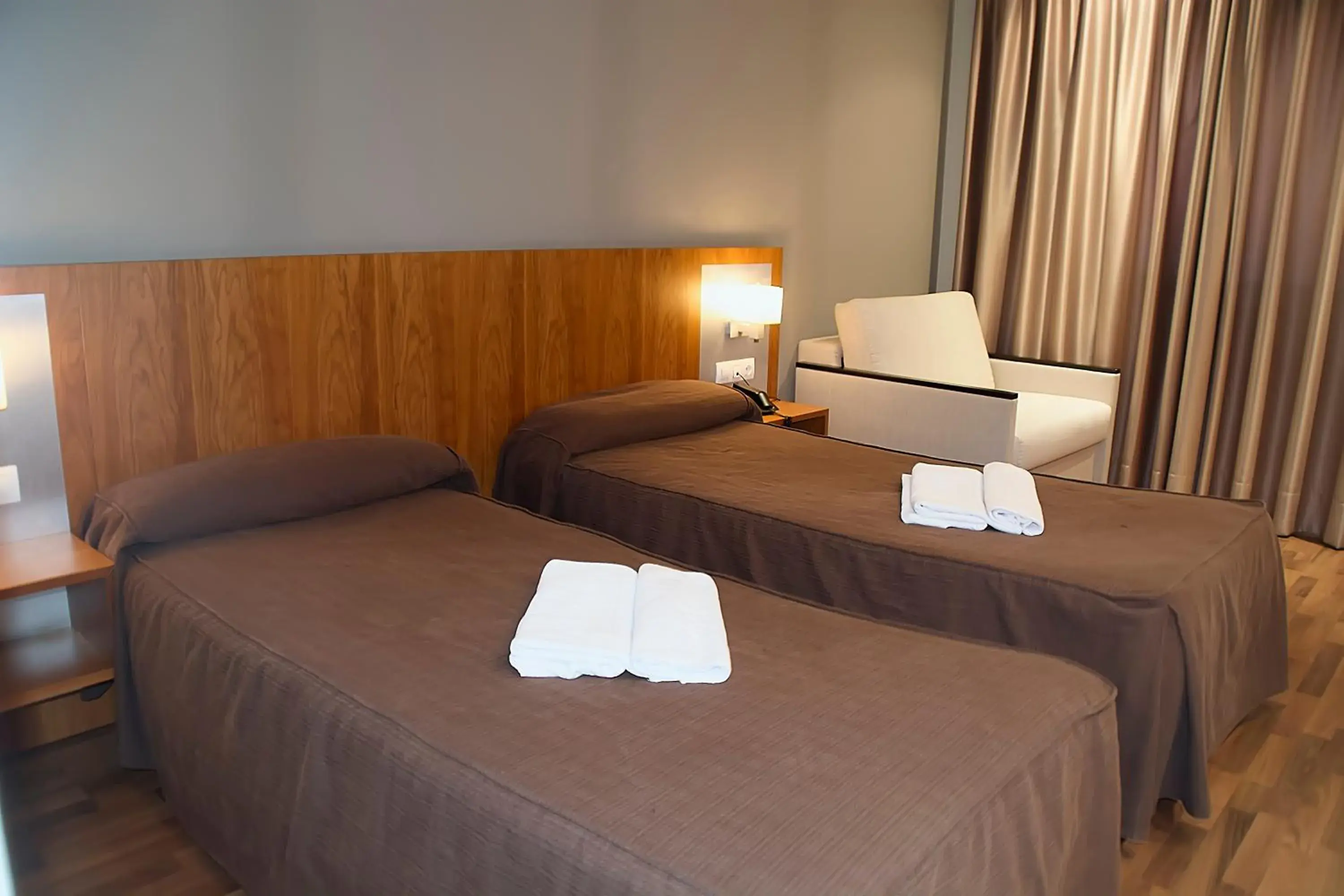 Bed in Hotel AS Torrent Bed in Hotel AS Torrent