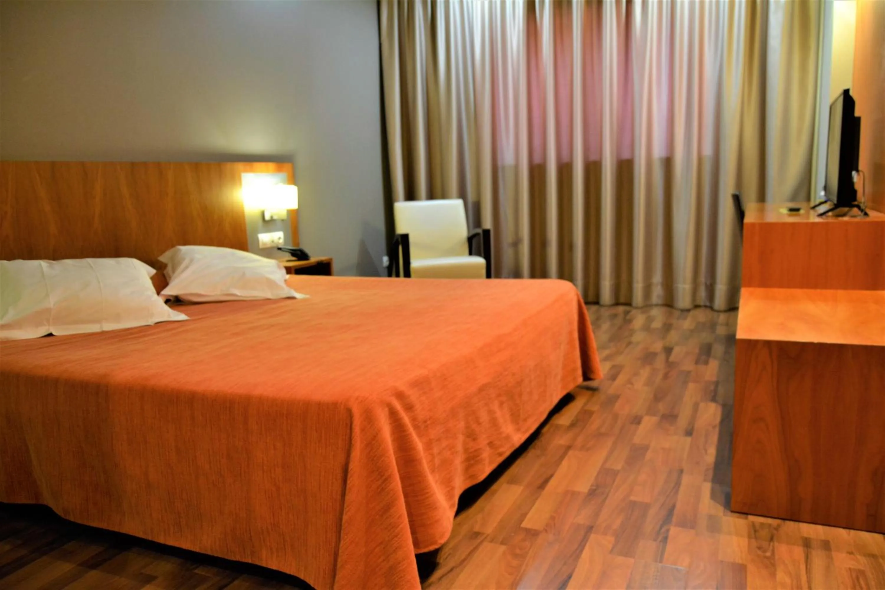 Bed in Hotel AS Torrent