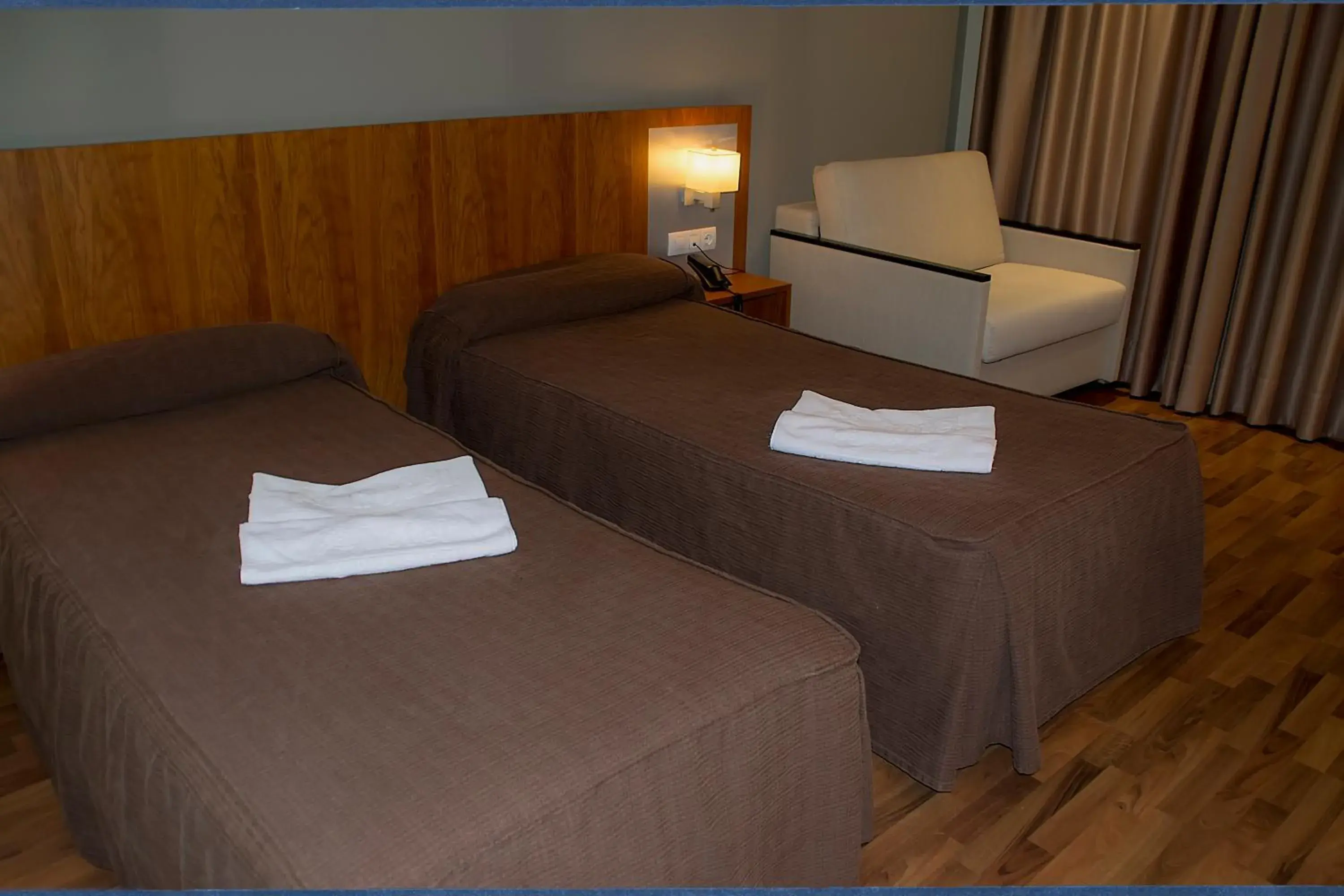 Bed in Hotel AS Torrent Bed in Hotel AS Torrent