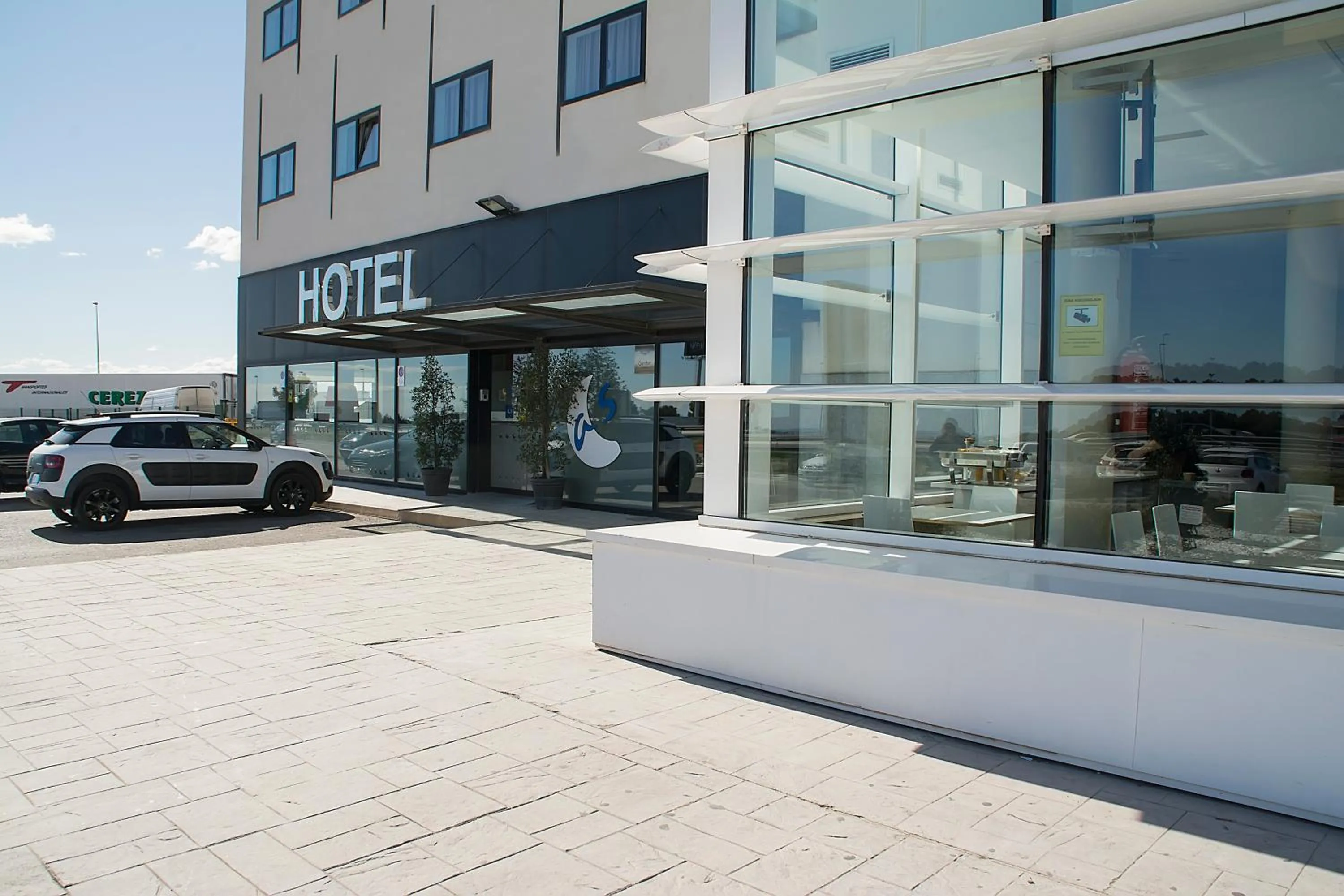 Facade/entrance in Hotel AS Torrent