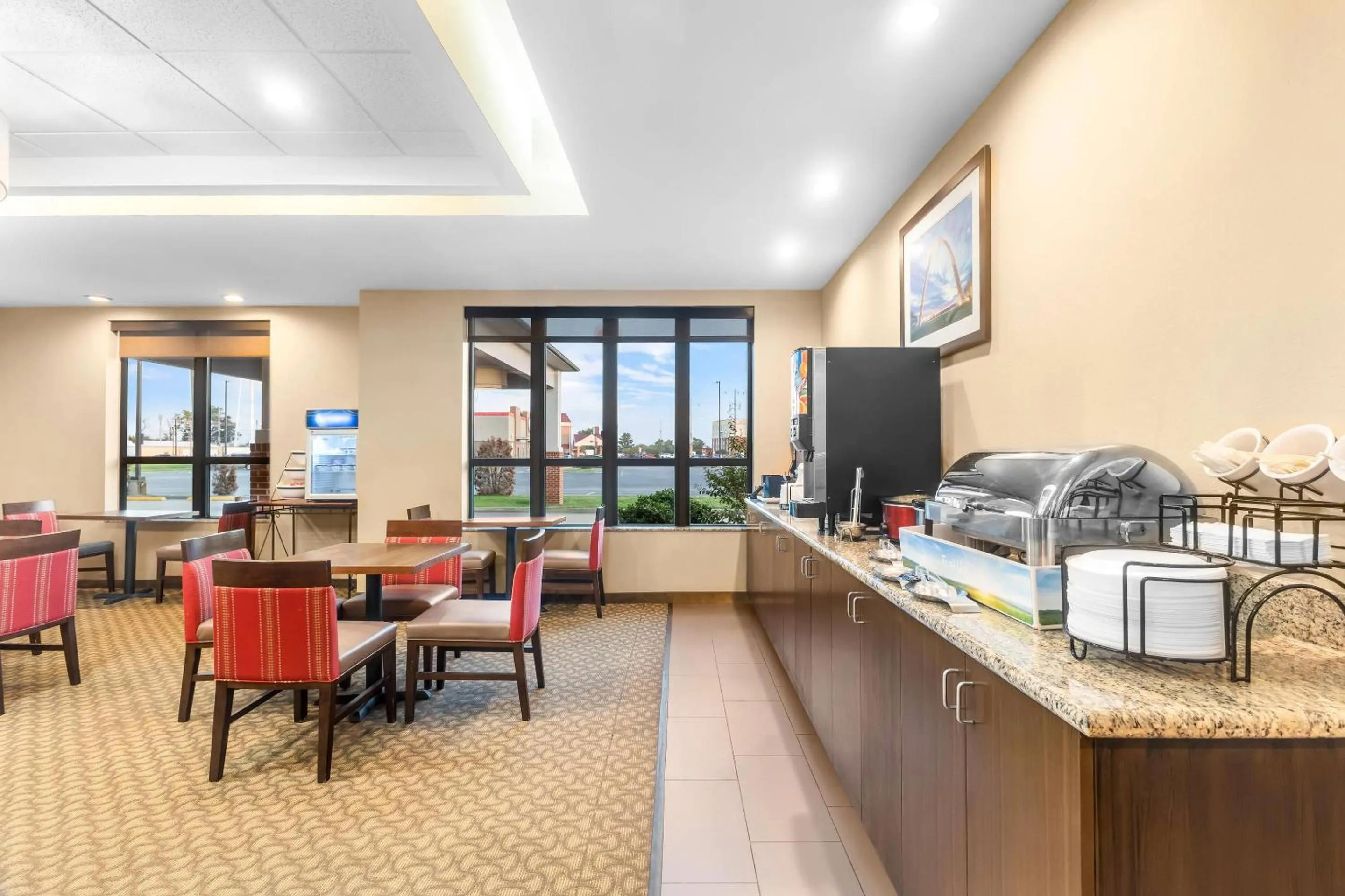 Breakfast in Comfort Inn & Suites Sikeston I-55