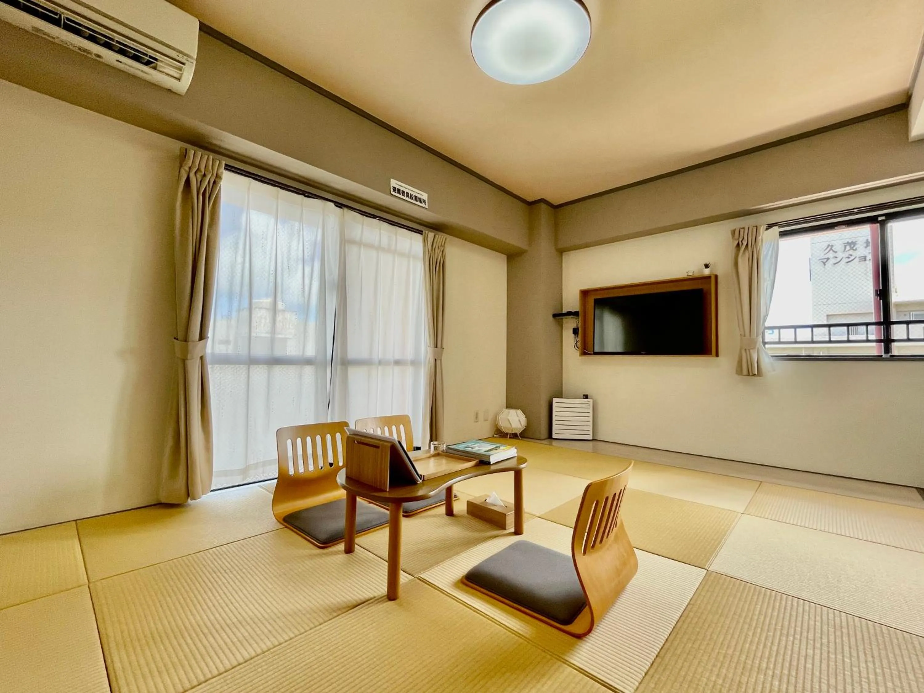 Photo of the whole room in ホテル天使館 久茂地 -Tenshi-Kan-