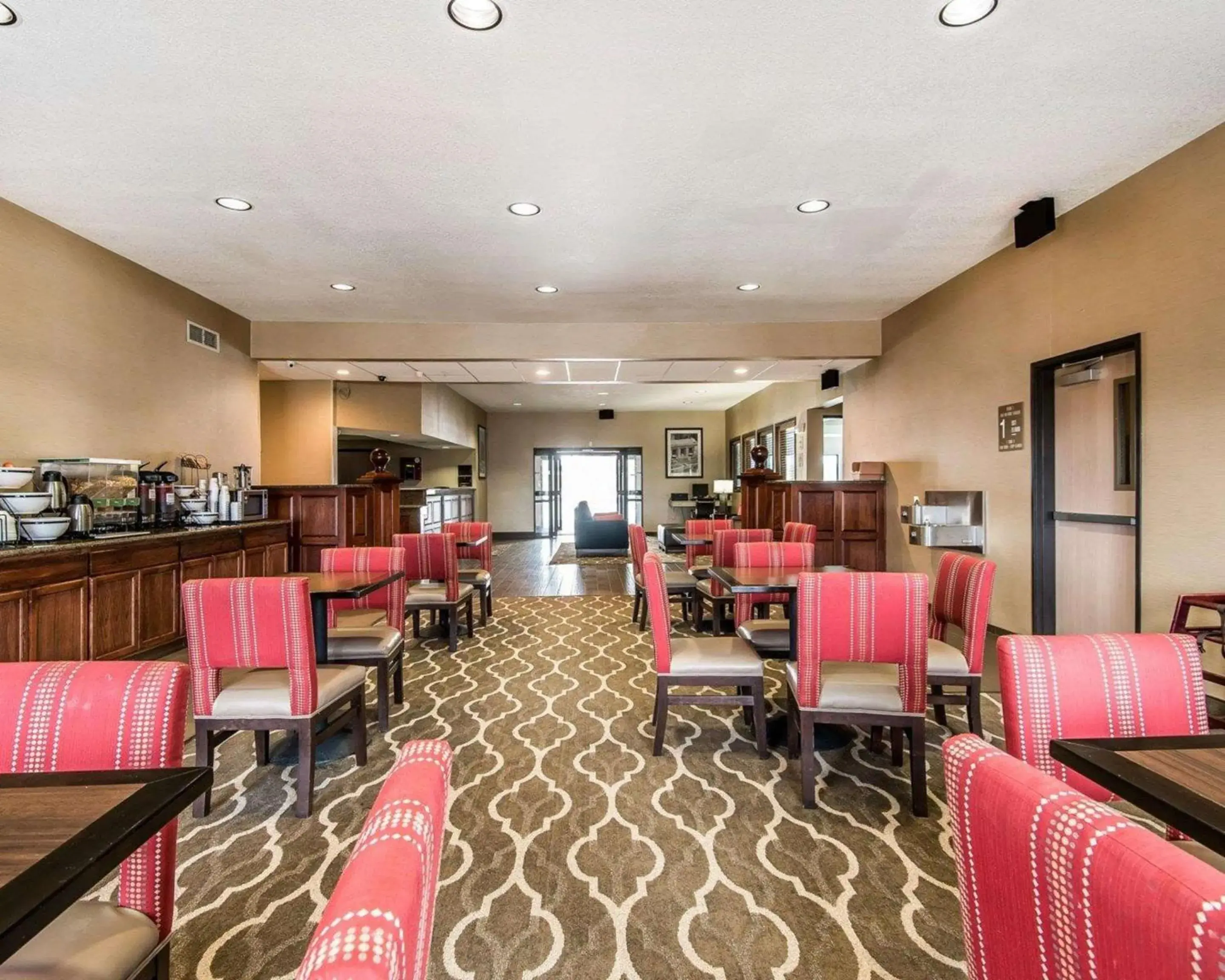 Restaurant/places to eat in Quality Inn & Suites Bethany Restaurant/places to eat in Quality Inn & Suites Bethany