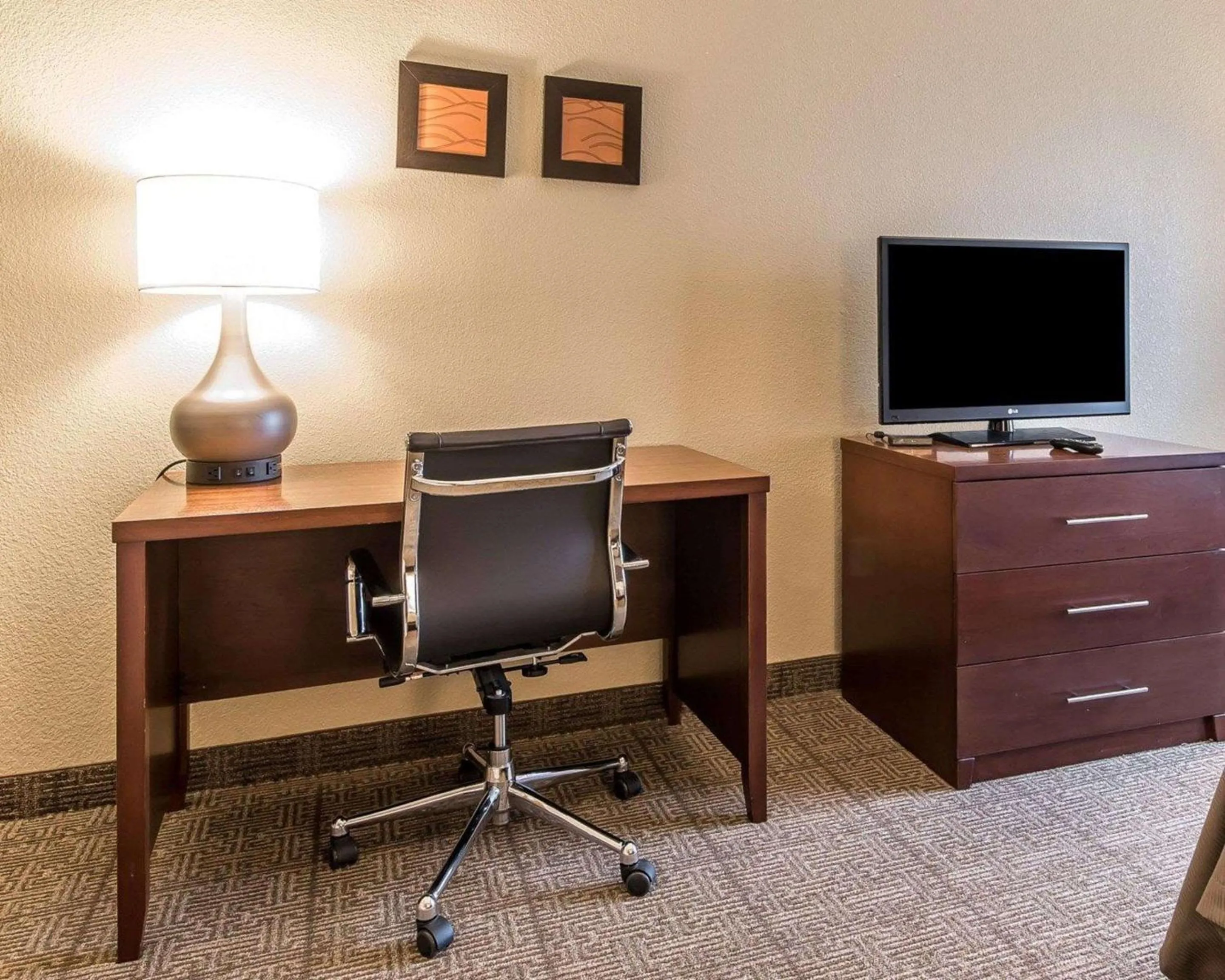 Photo of the whole room in Quality Inn & Suites Bethany