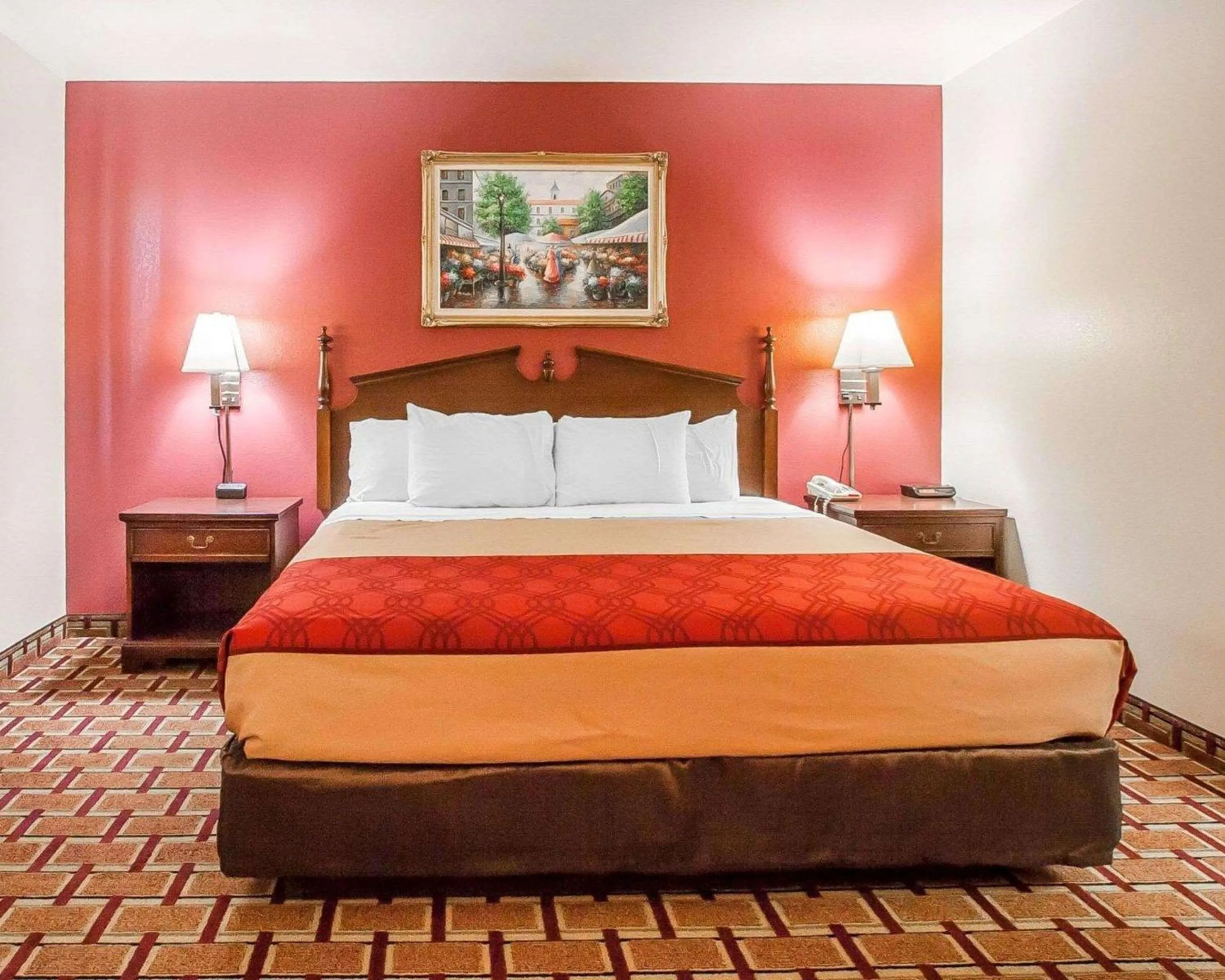 Photo of the whole room in Econo Lodge