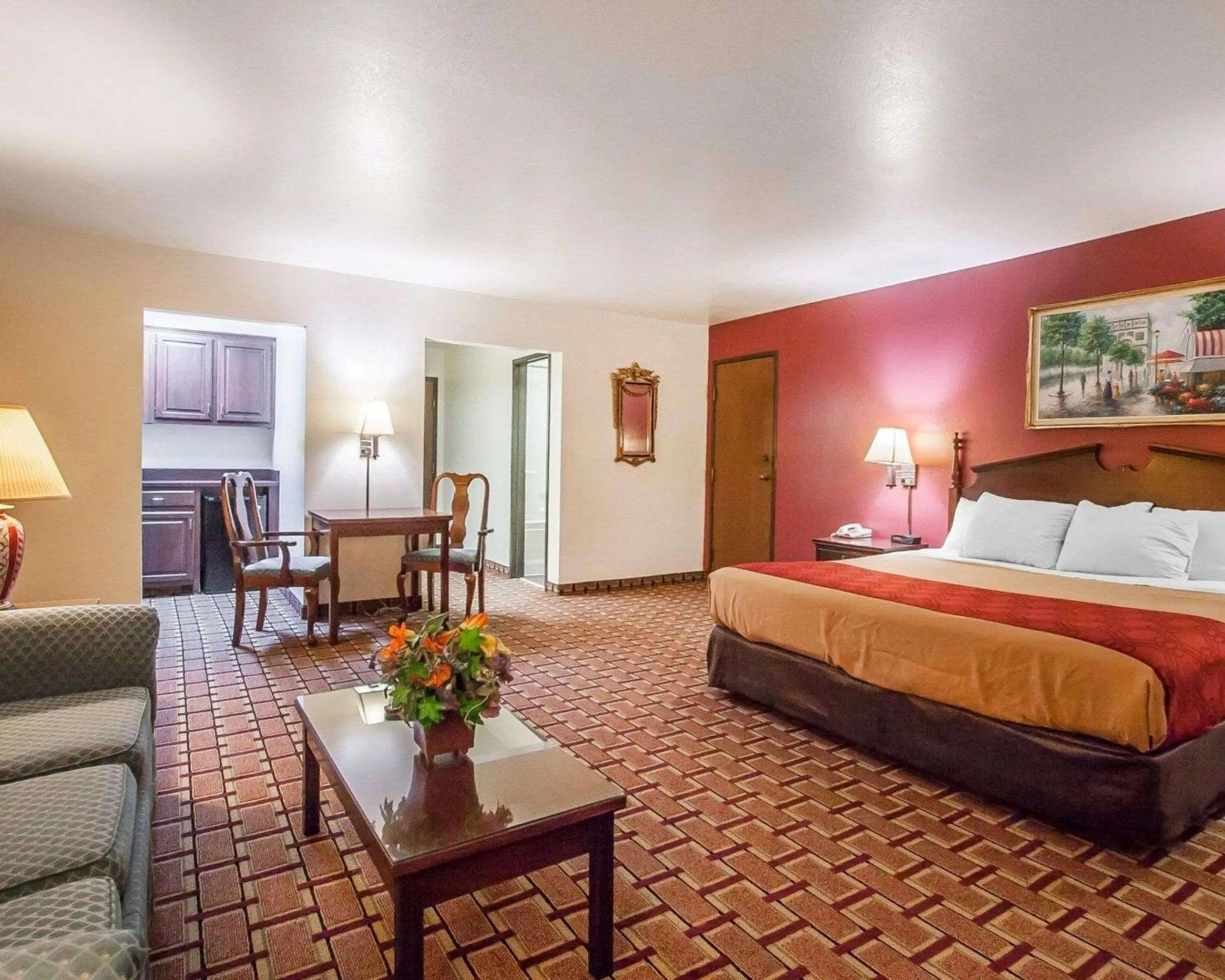 Photo of the whole room in Econo Lodge