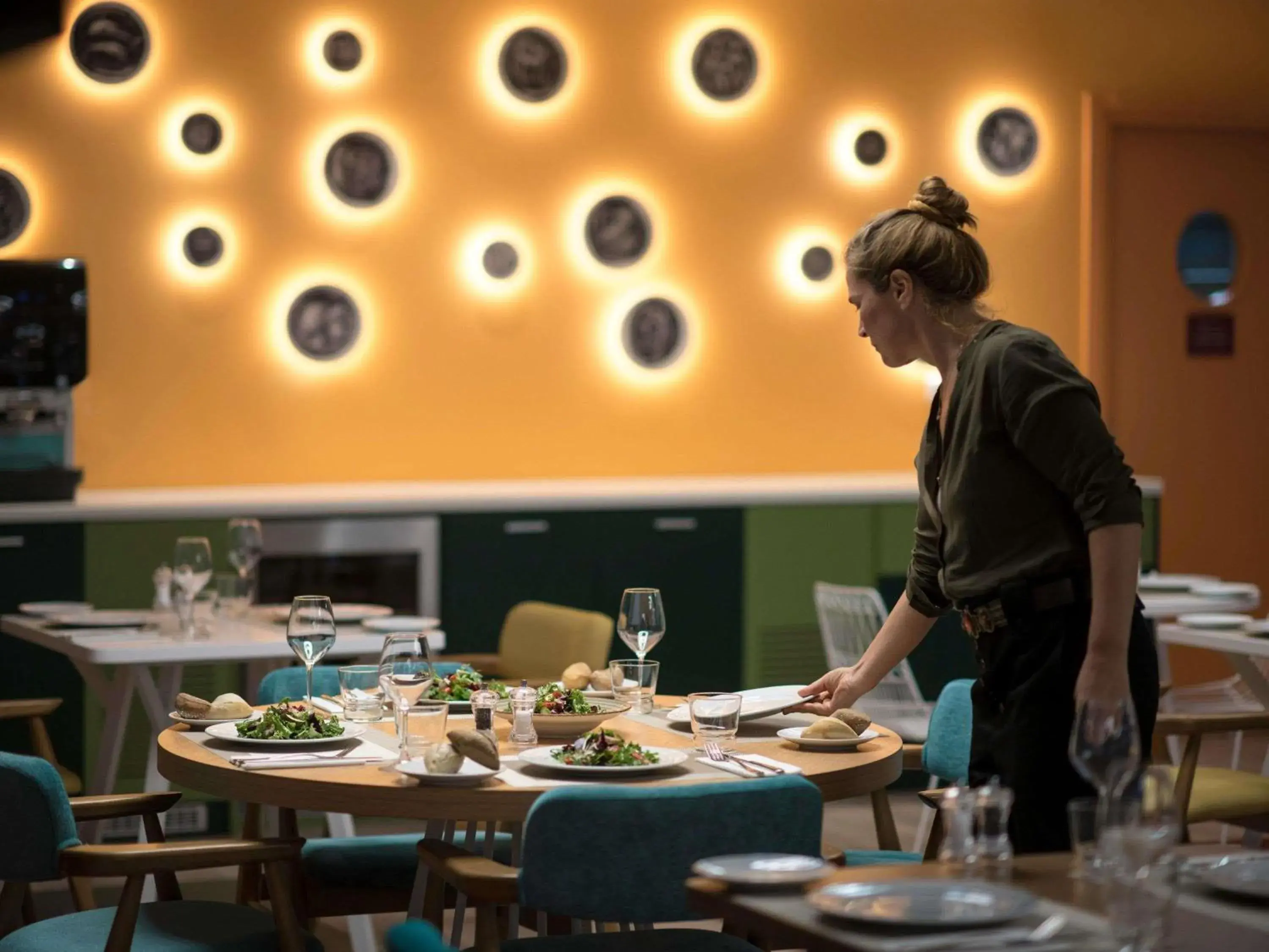 Restaurant/places to eat in ibis Styles Athens Routes Restaurant/places to eat in ibis Styles Athens Routes