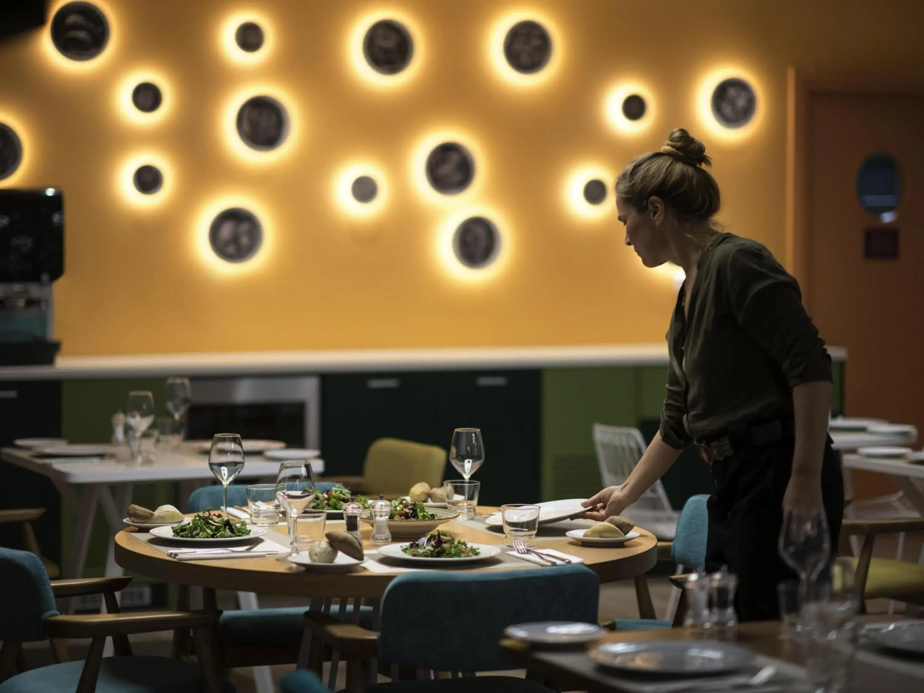 Restaurant/places to eat in ibis Styles Athens Routes Restaurant/places to eat in ibis Styles Athens Routes