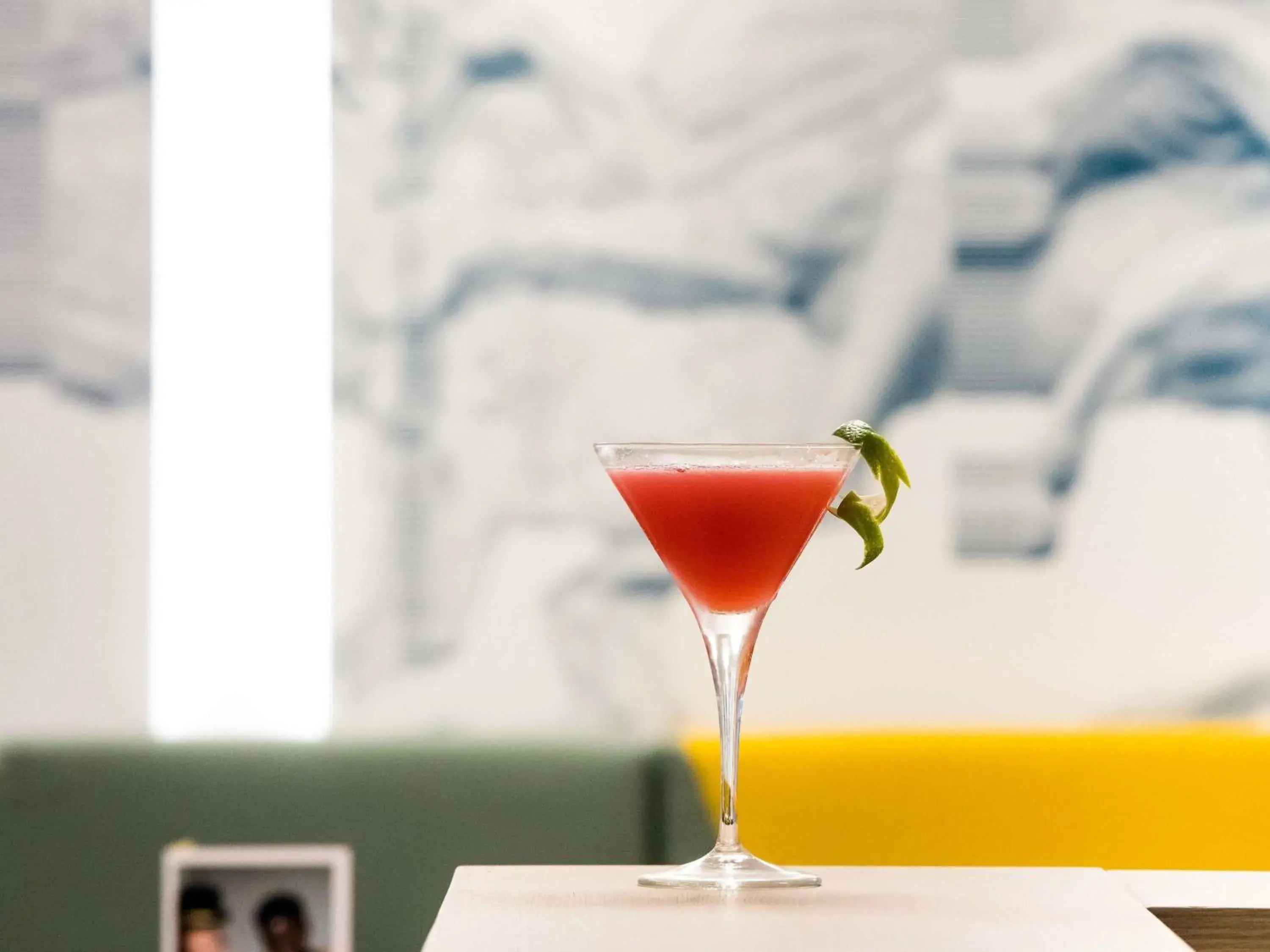 Lounge or bar in ibis Styles Athens Routes Lounge or bar in ibis Styles Athens Routes
