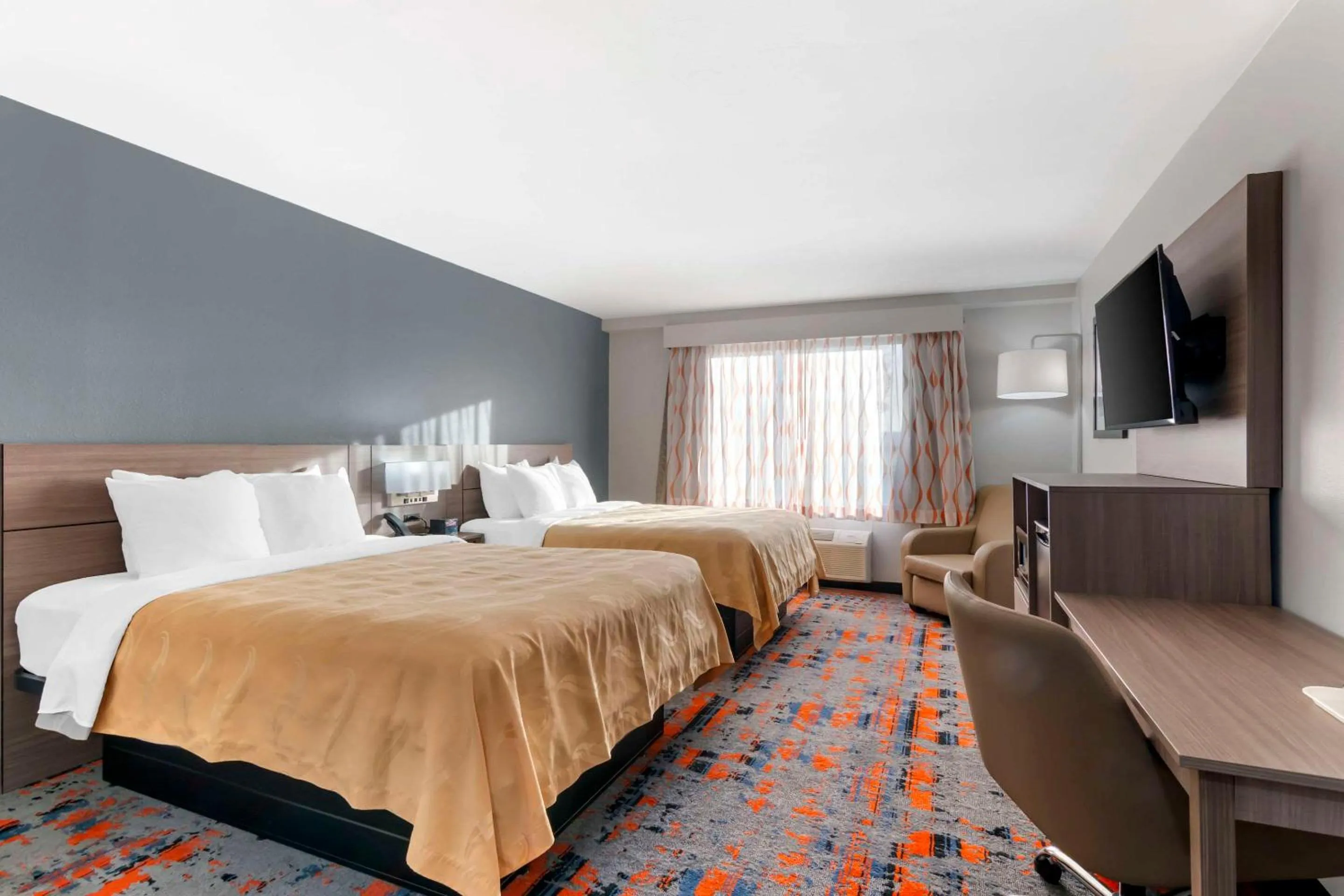 Bedroom, Bed in Quality Inn