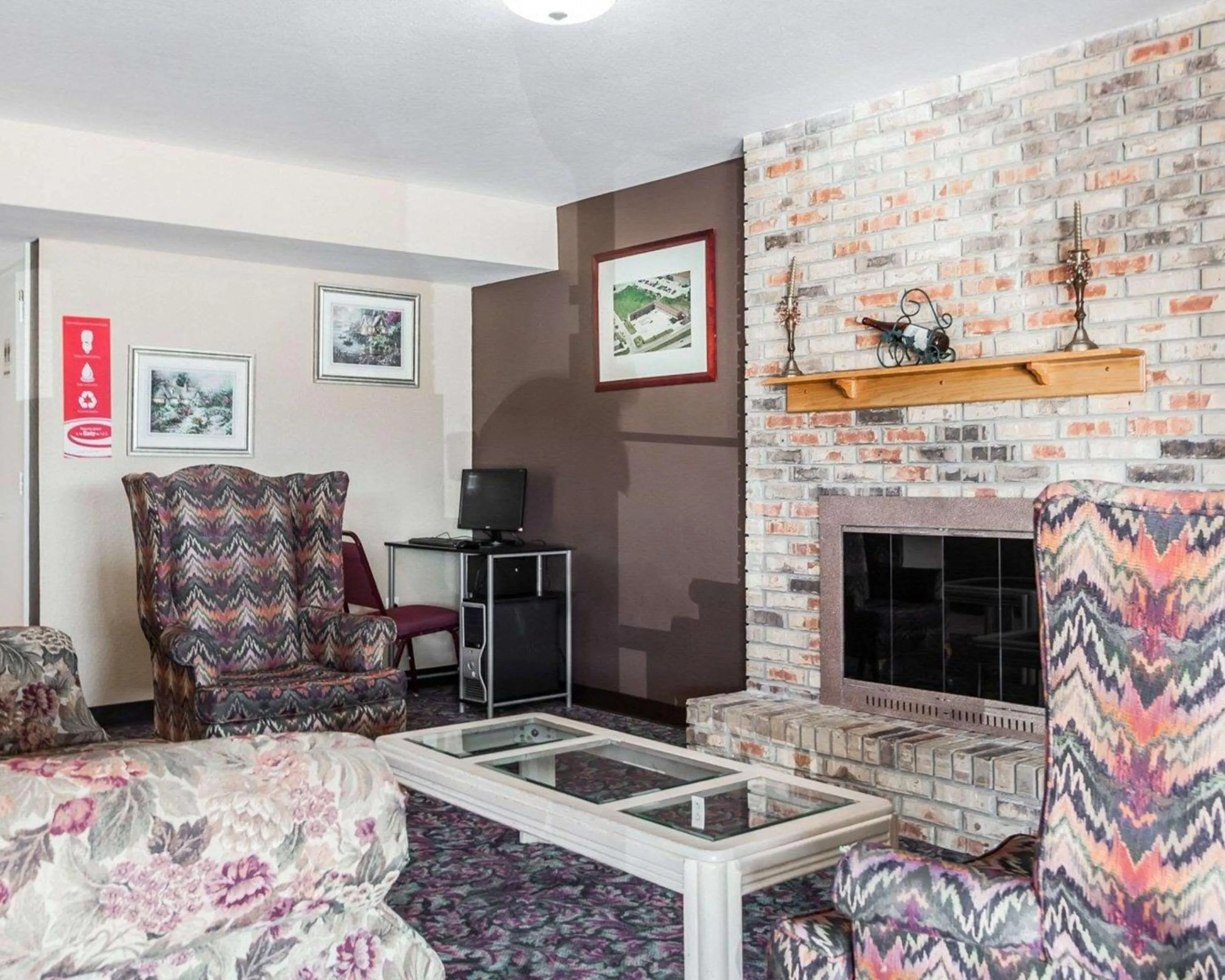 Lobby or reception in Econo Lodge Jefferson City