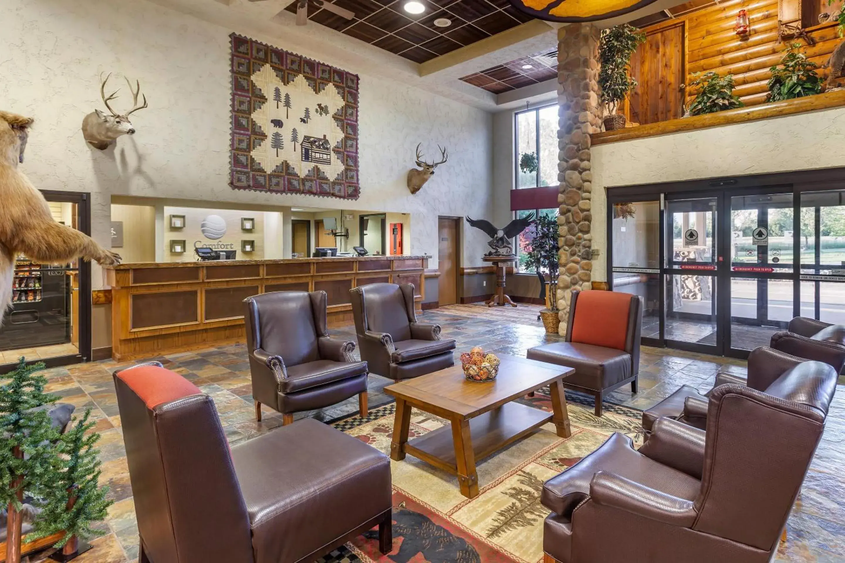 Lobby or reception in Comfort Inn & Suites Branson Meadows Lobby or reception in Comfort Inn & Suites Branson Meadows