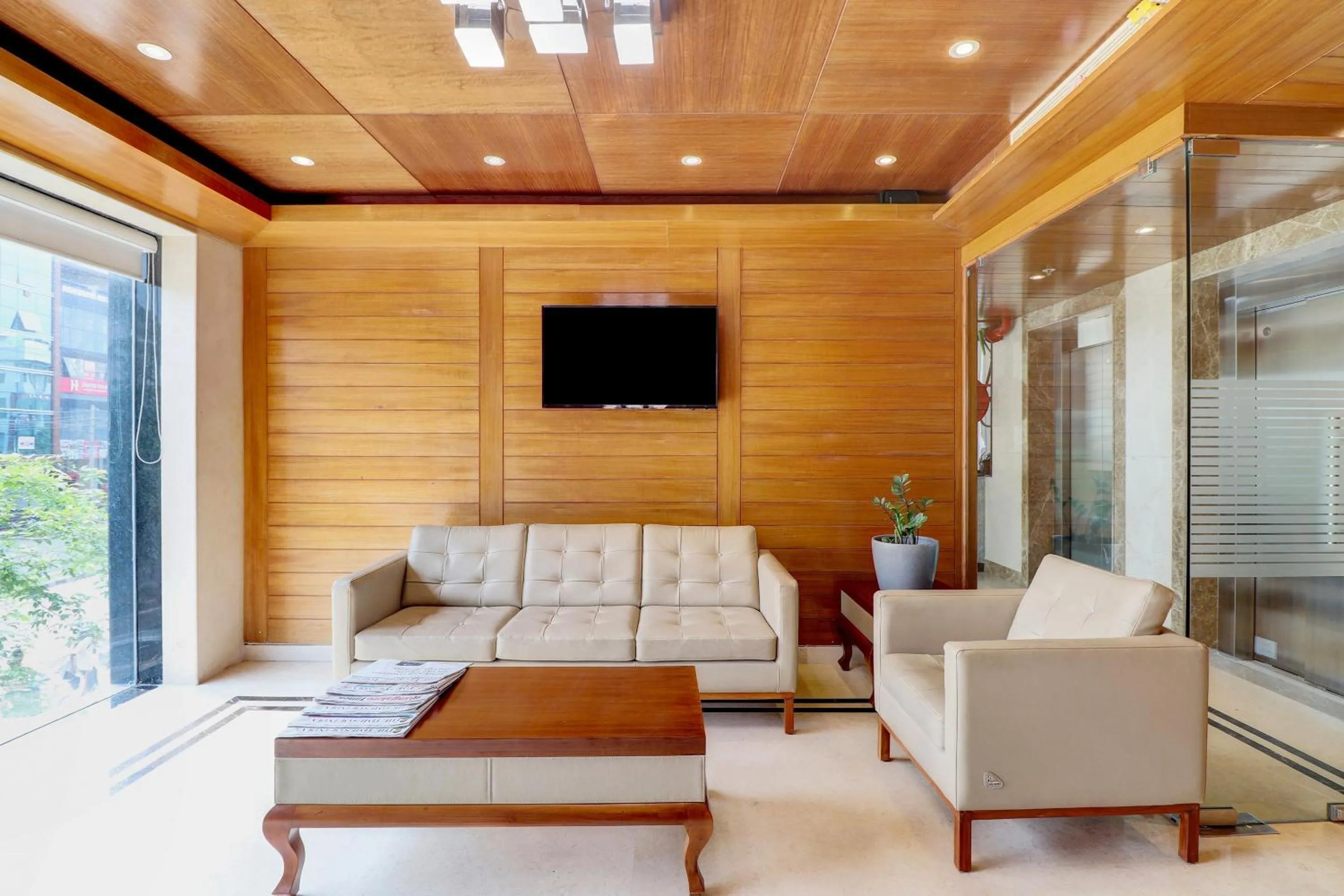 Lobby or reception in Townhouse Nyanappana Halli formerly Hotel La Prosperite