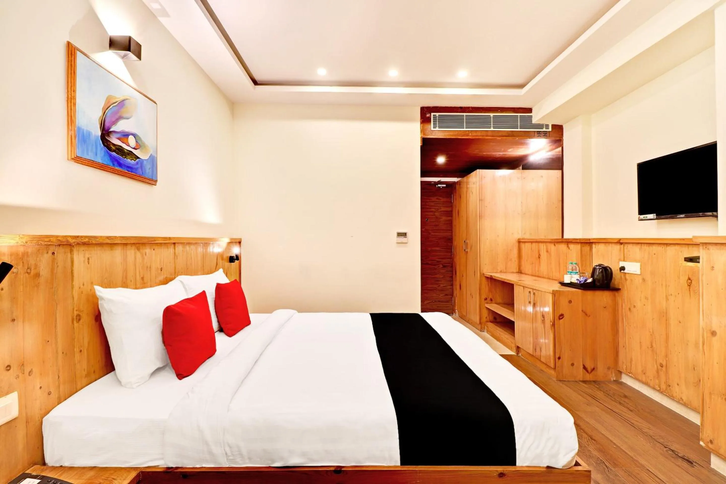 Bedroom, Bed in Townhouse Nyanappana Halli formerly Hotel La Prosperite