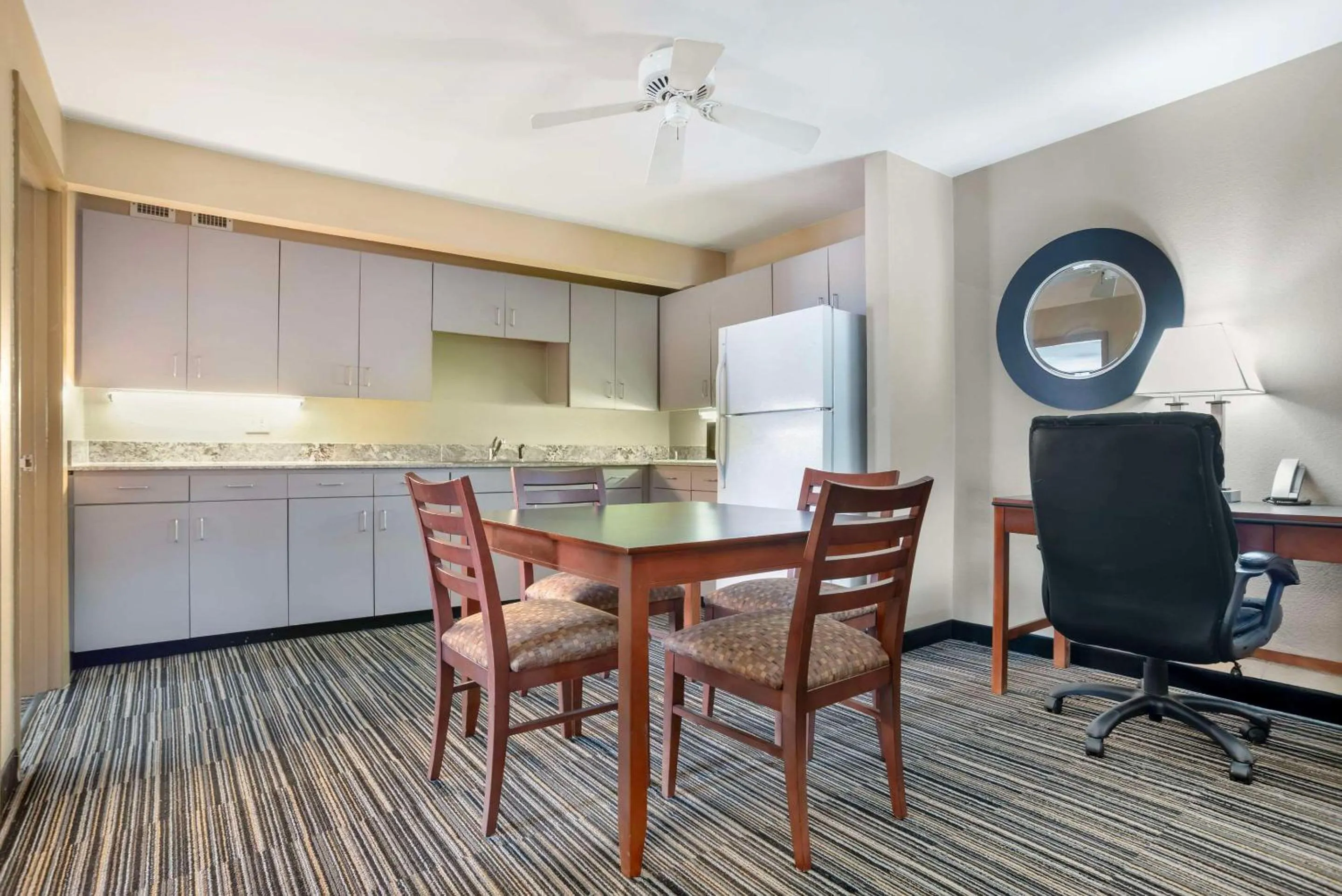 Bedroom in Quality Inn