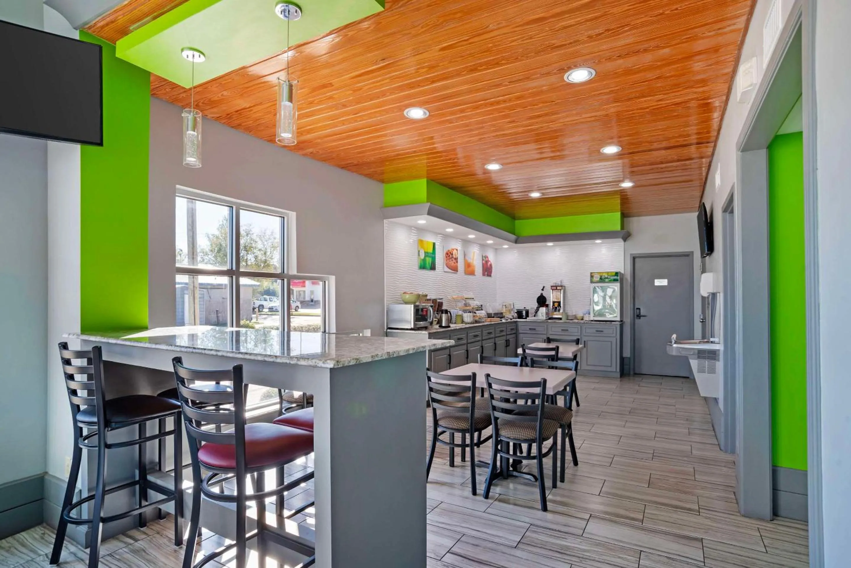 Breakfast in Quality Inn