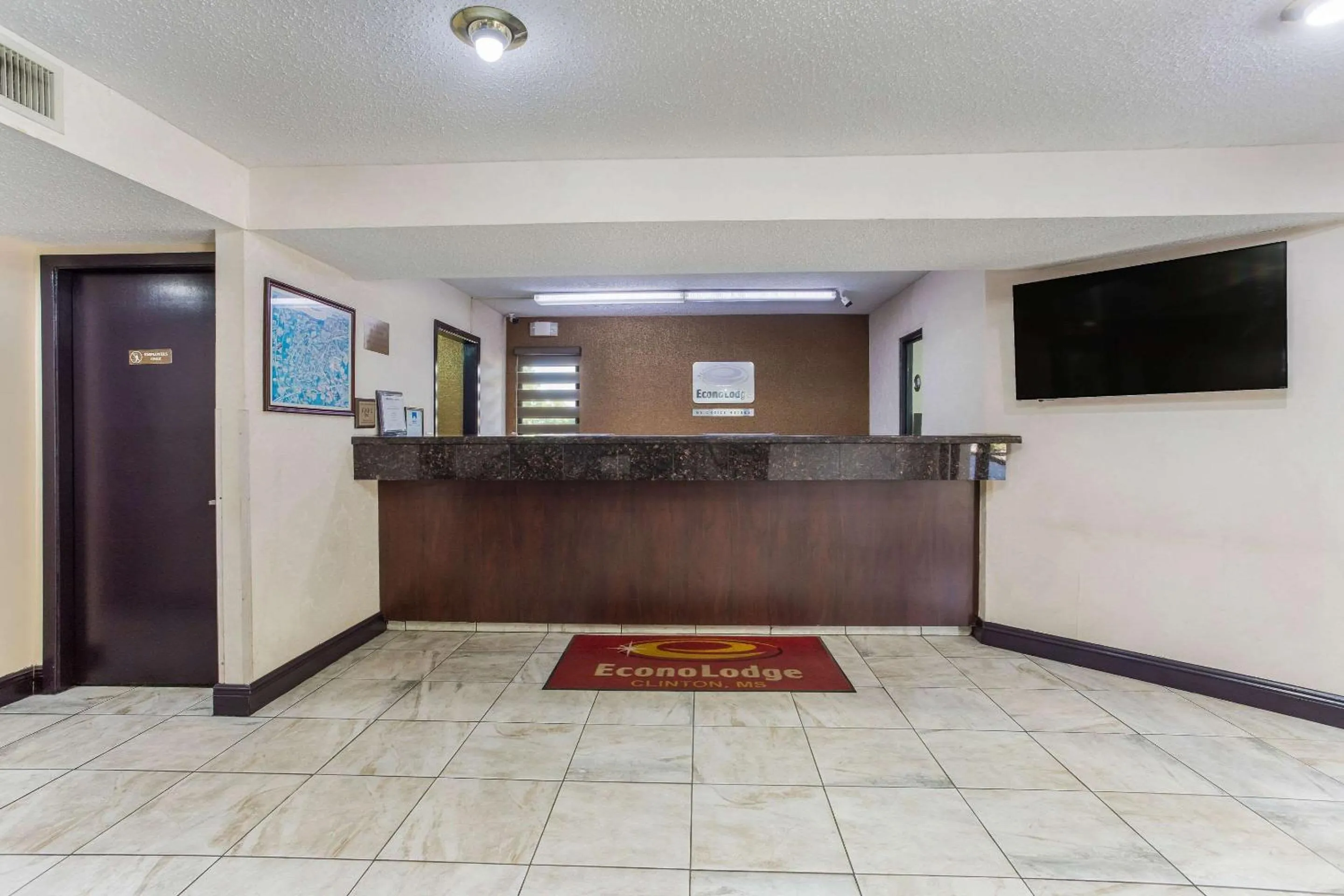 Lobby or reception in Econo Lodge Clinton - Jackson West