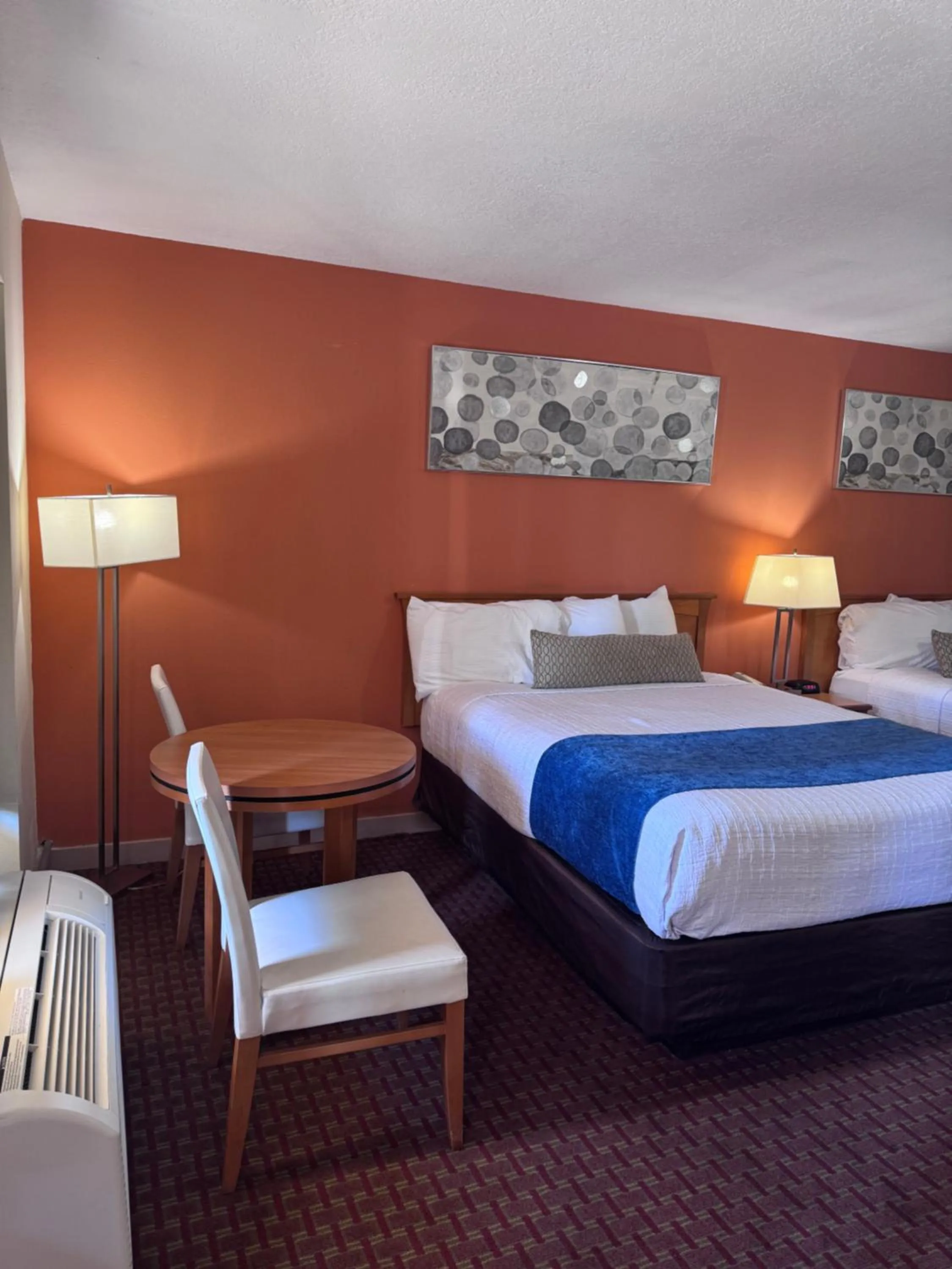 Bed in Twin Star Lodge