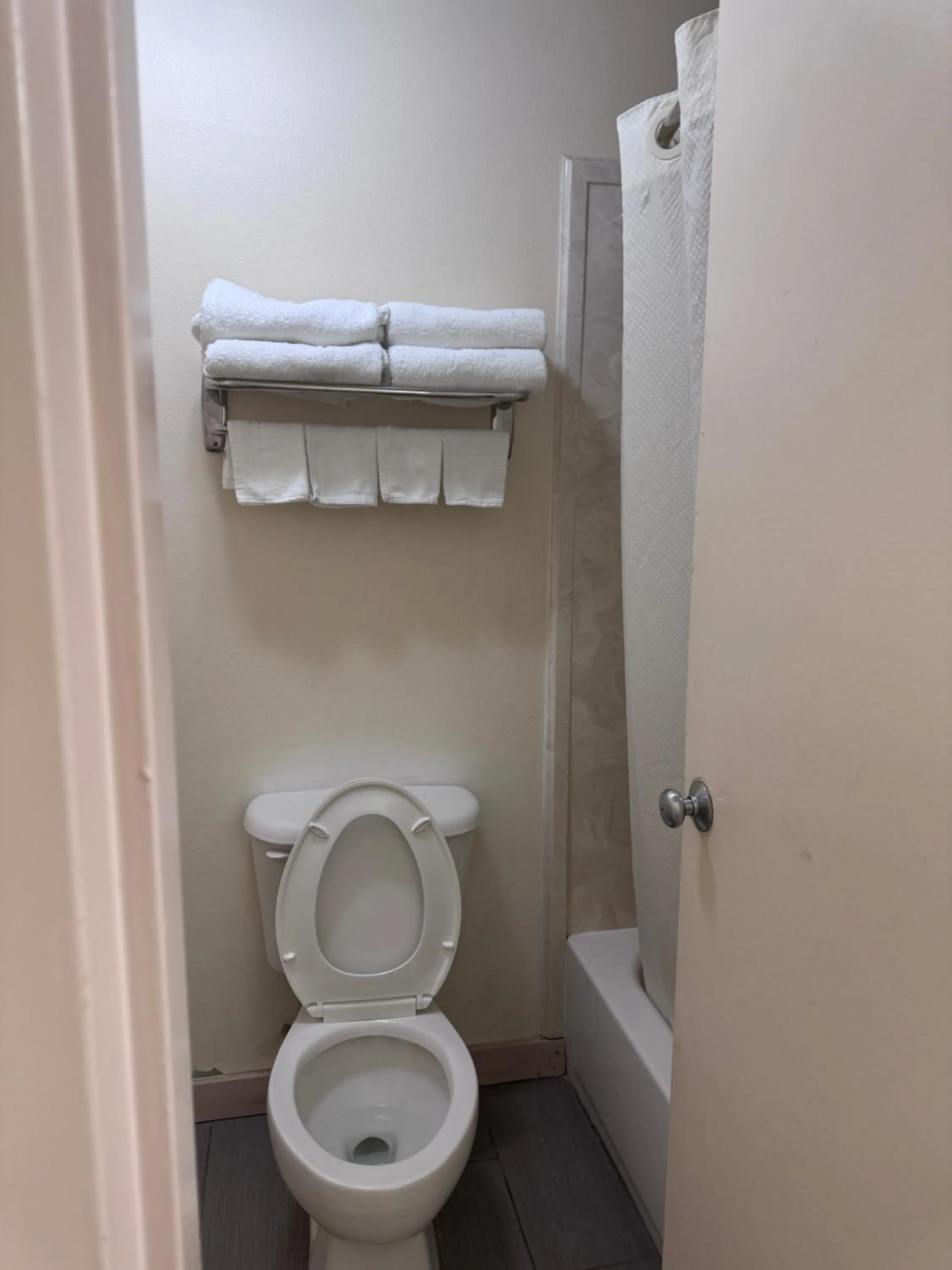 Toilet in Twin Star Lodge