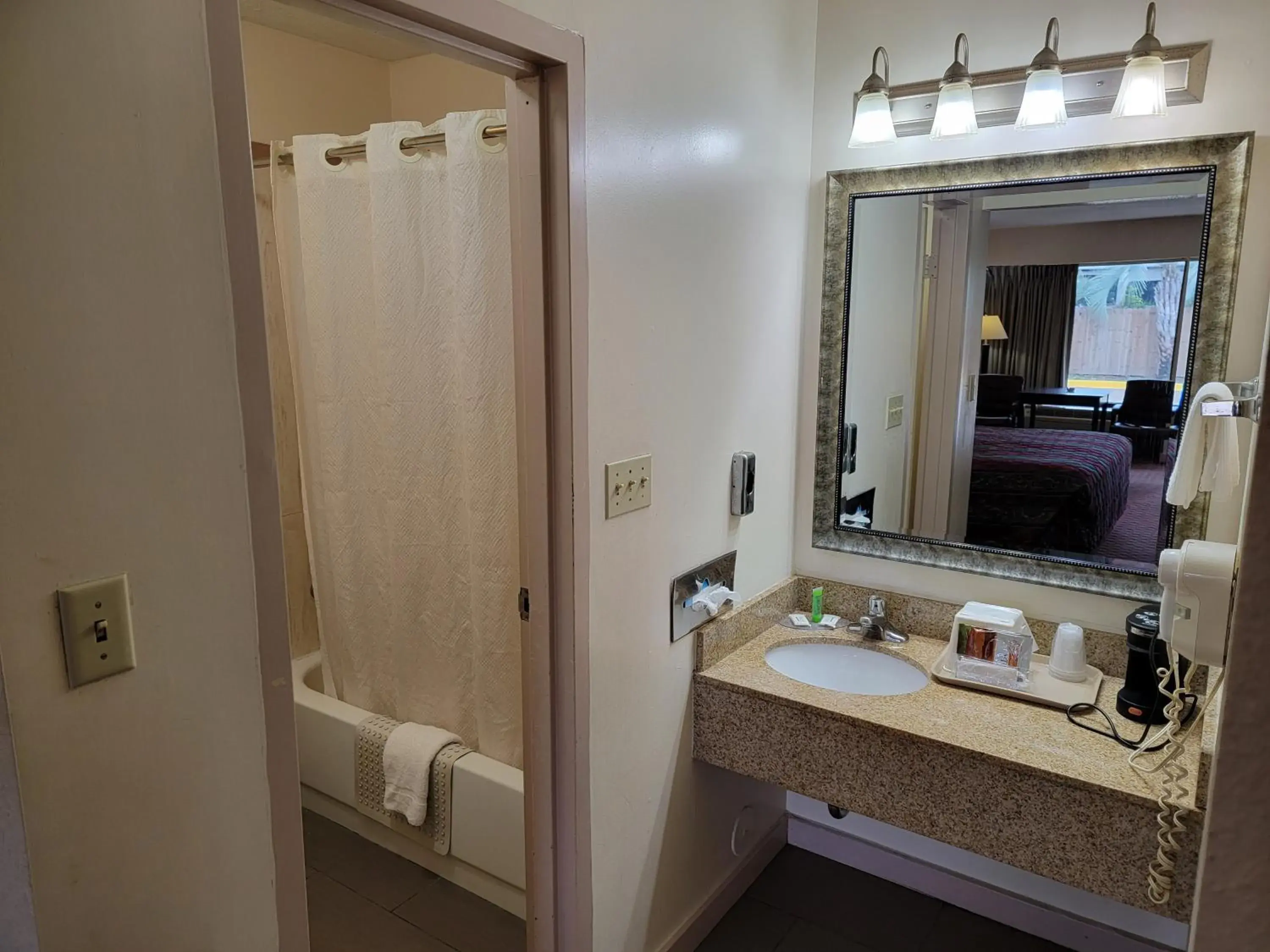 Bathroom in Econo Lodge Biloxi Beach North